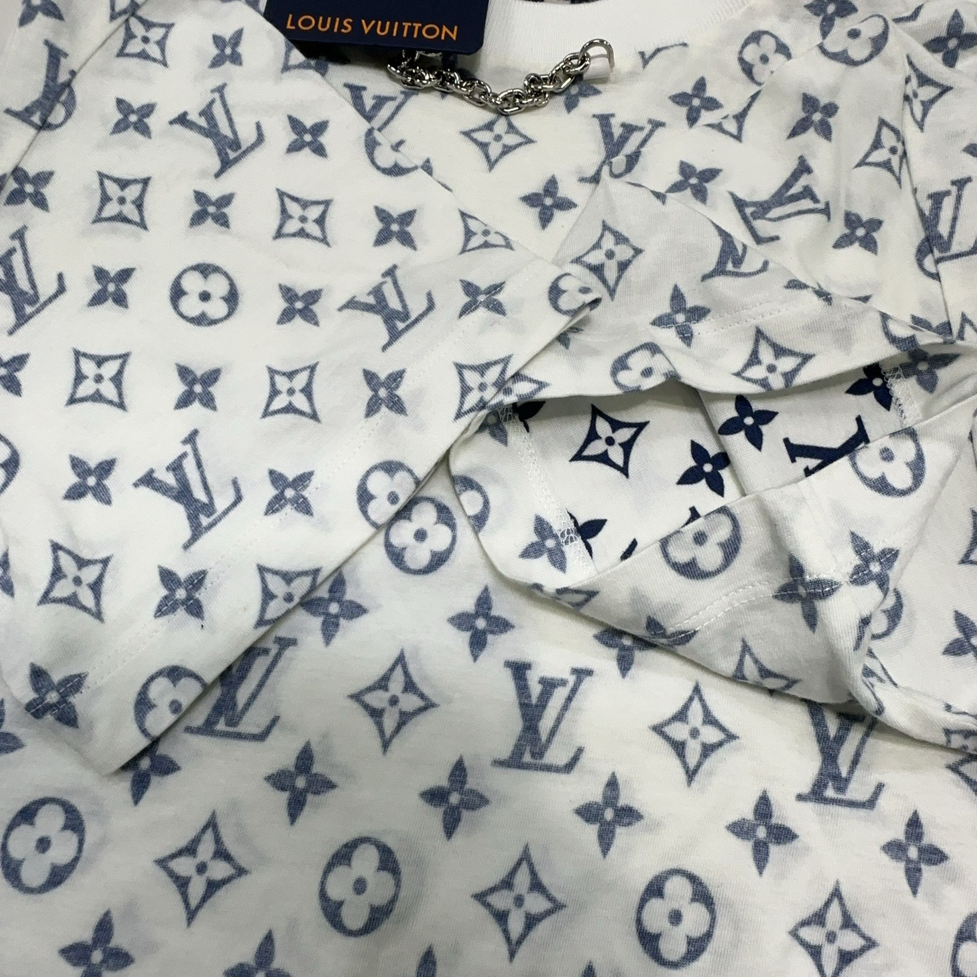 Louis Vuitton Louis Vuitton Monogram Chain T-Shirt Size S Size US S / EU 44-46 / 1 - 7 Thumbnail