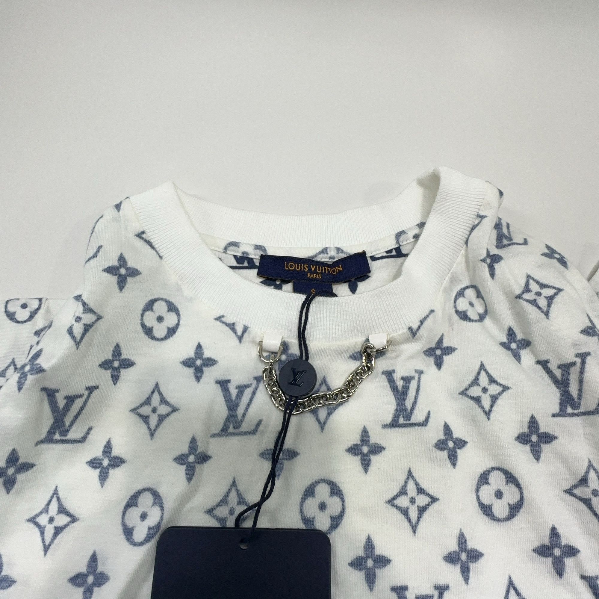 Louis Vuitton Louis Vuitton Monogram Chain T-Shirt Size S Size US S / EU 44-46 / 1 - 6 Thumbnail