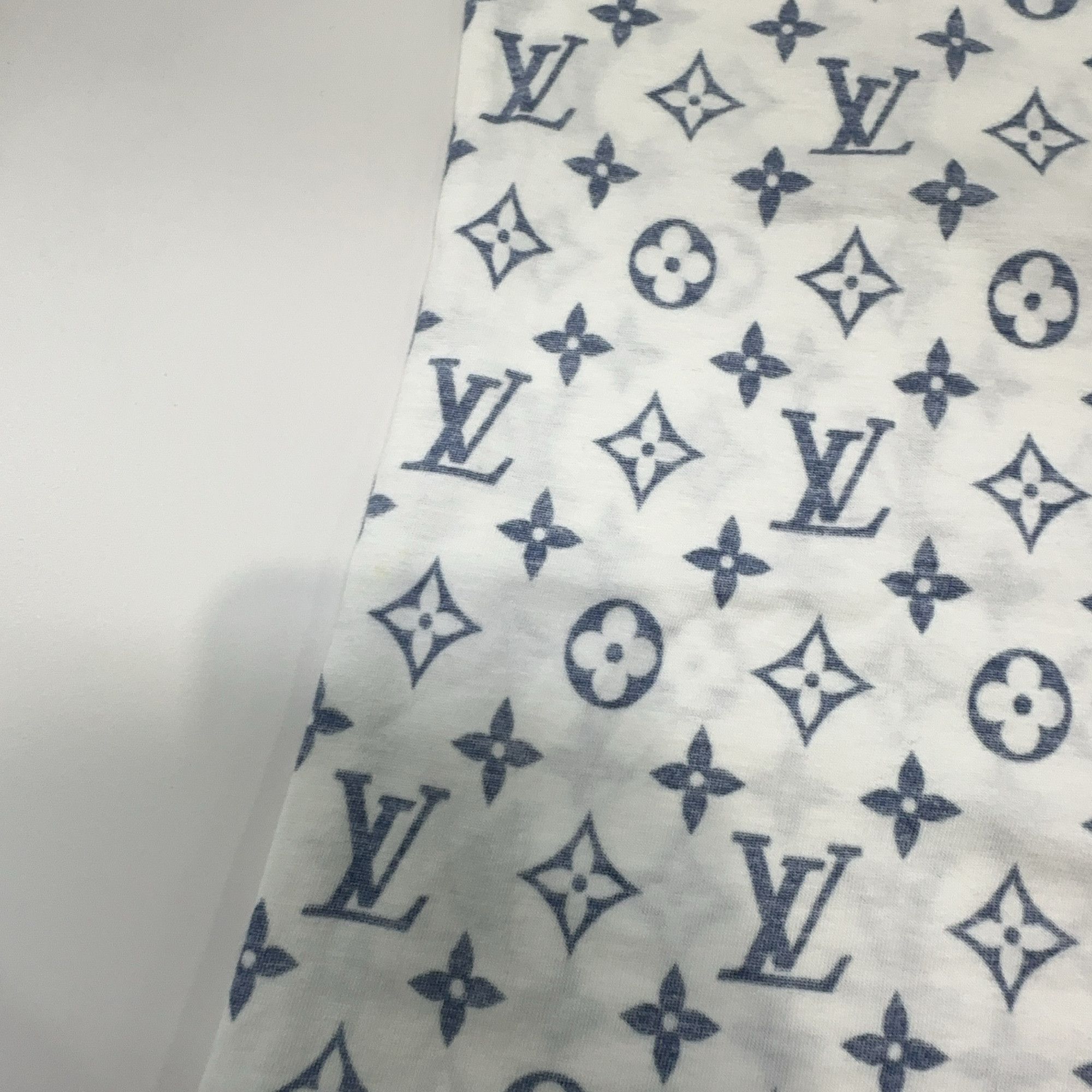 Louis Vuitton Louis Vuitton Monogram Chain T-Shirt Size S Size US S / EU 44-46 / 1 - 9 Thumbnail