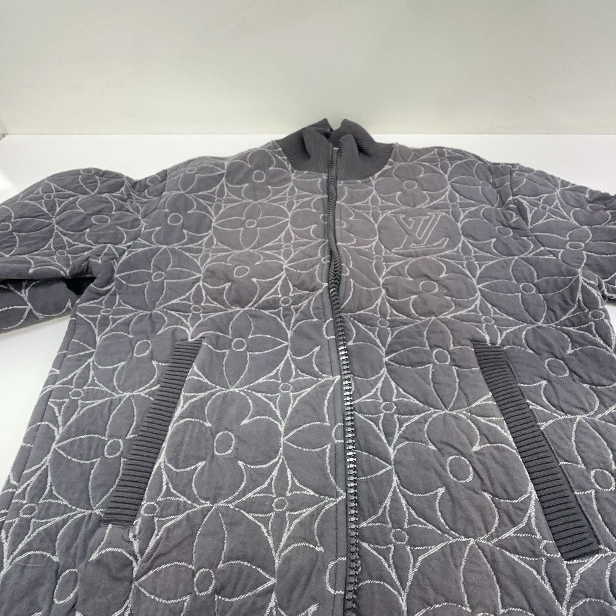 Louis Vuitton Louis Vuitton Monogram Embroidered Zip Jacket XS Size US S / EU 44-46 / 1 - 6 Thumbnail