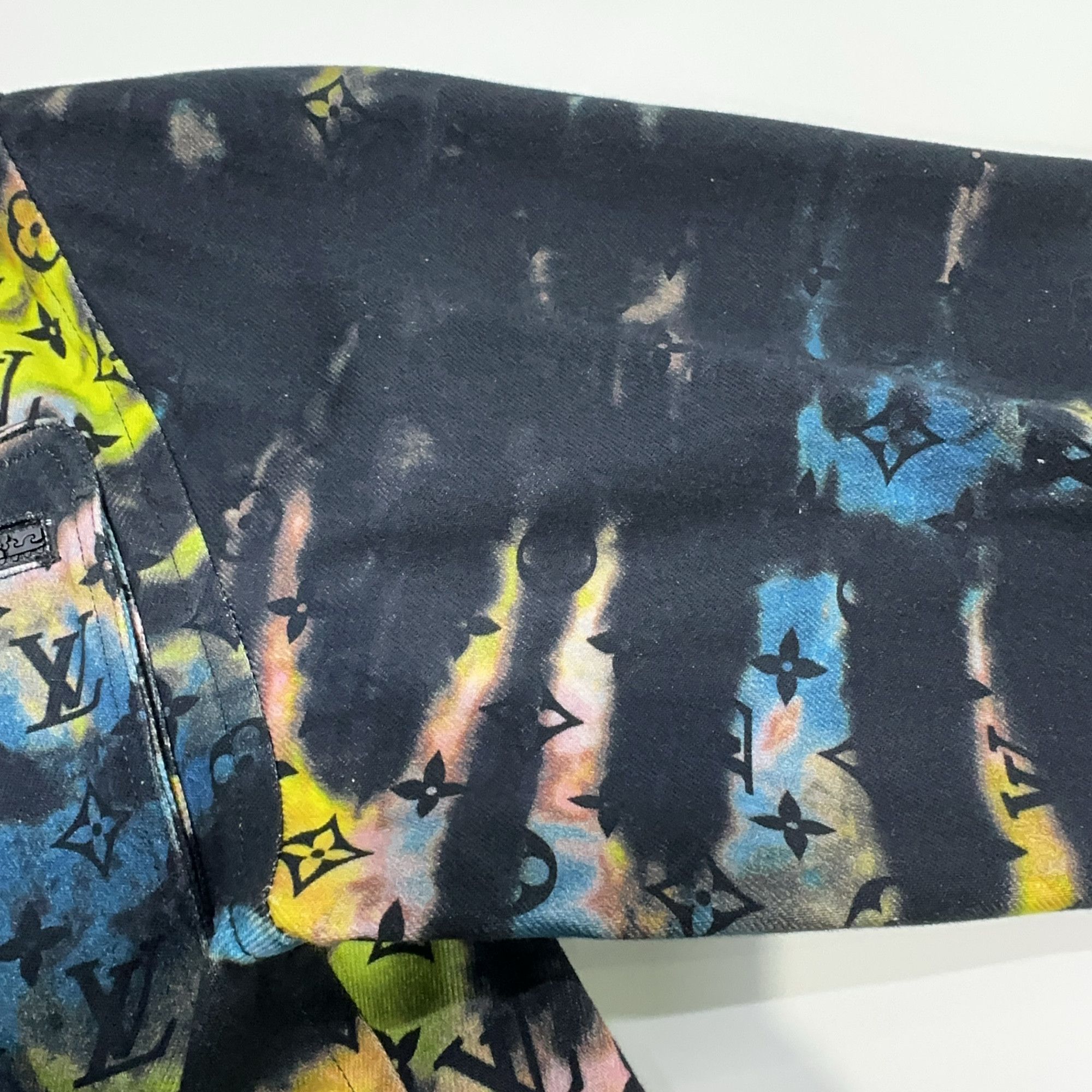 Louis Vuitton Louis Vuitton Multi Monogram Denim Shirt S Size US S / EU 44-46 / 1 - 9 Thumbnail
