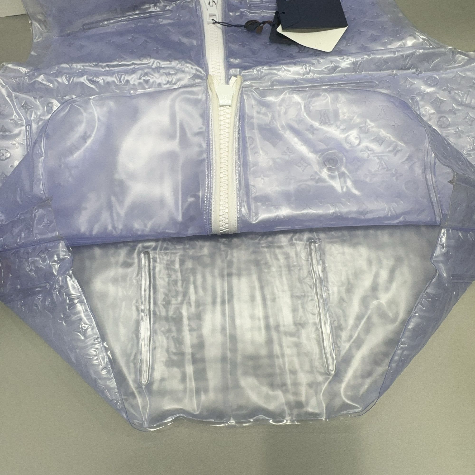 Louis Vuitton Louis Vuitton Monogram Inflatable Vest Size 46 Size US S / EU 44-46 / 1 - 9 Thumbnail