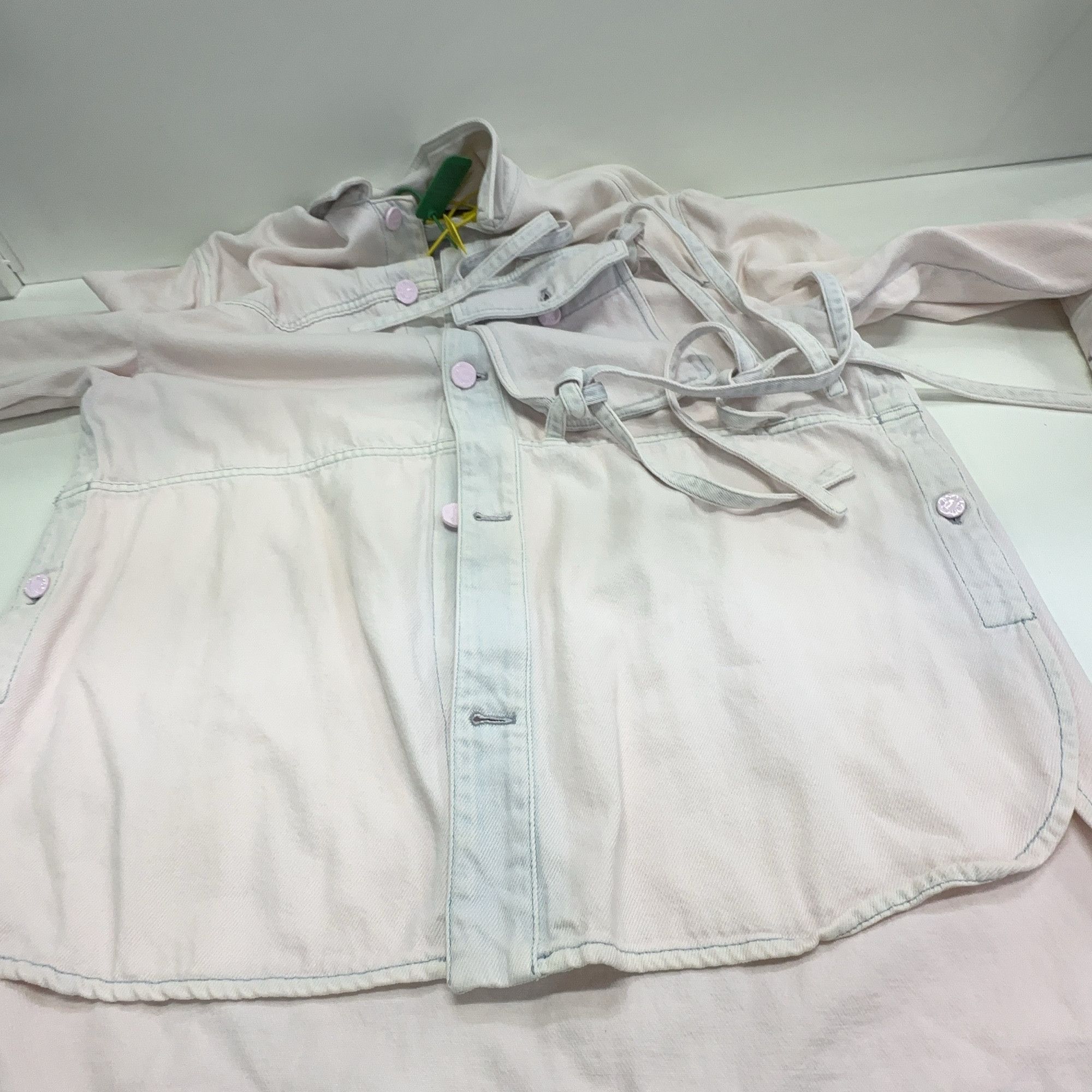 Louis Vuitton Louis Vuitton Bleached Denim Pocket Shirt XS Size US XS / EU 42 / 0 - 7 Thumbnail