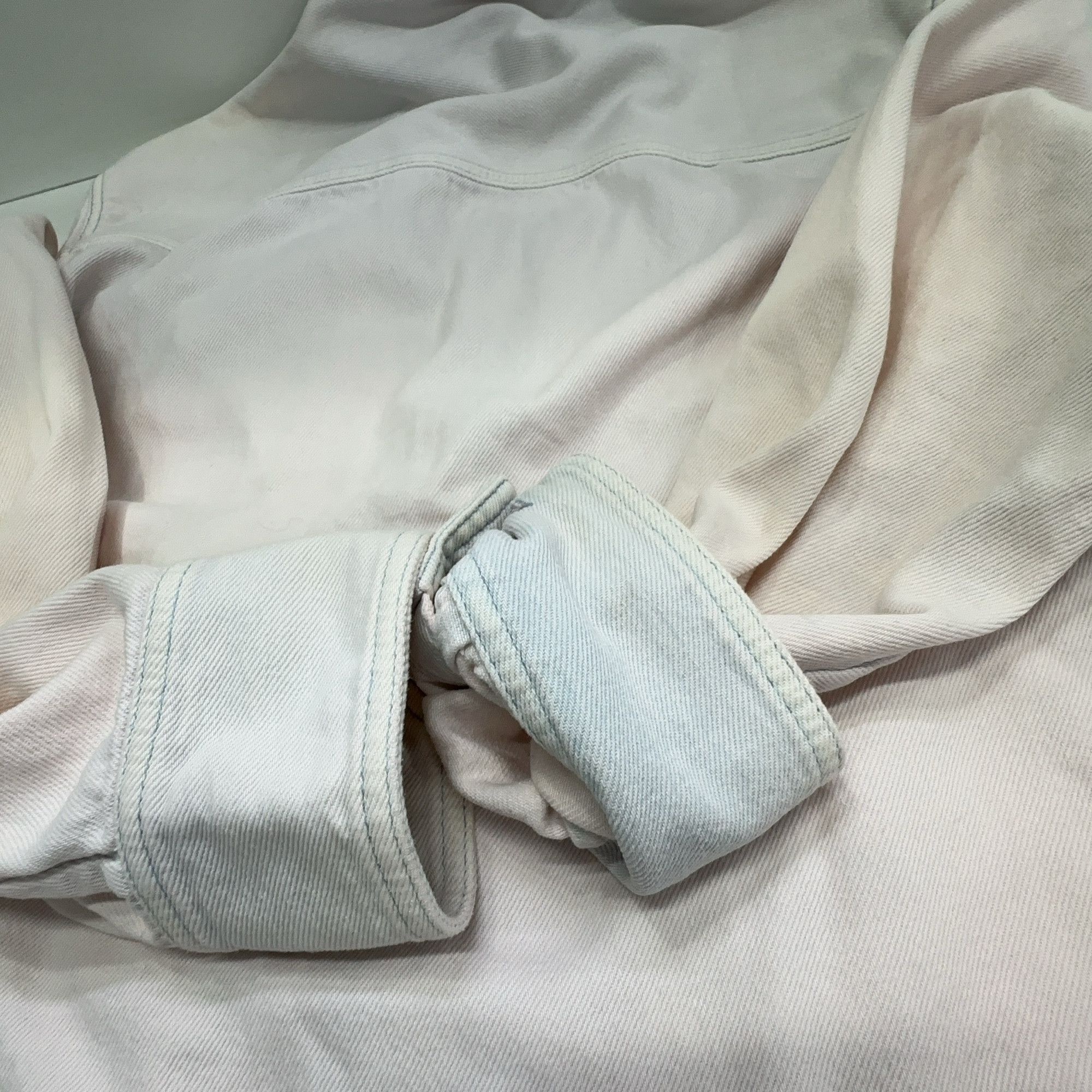 Louis Vuitton Louis Vuitton Bleached Denim Pocket Shirt XS Size US XS / EU 42 / 0 - 10 Thumbnail