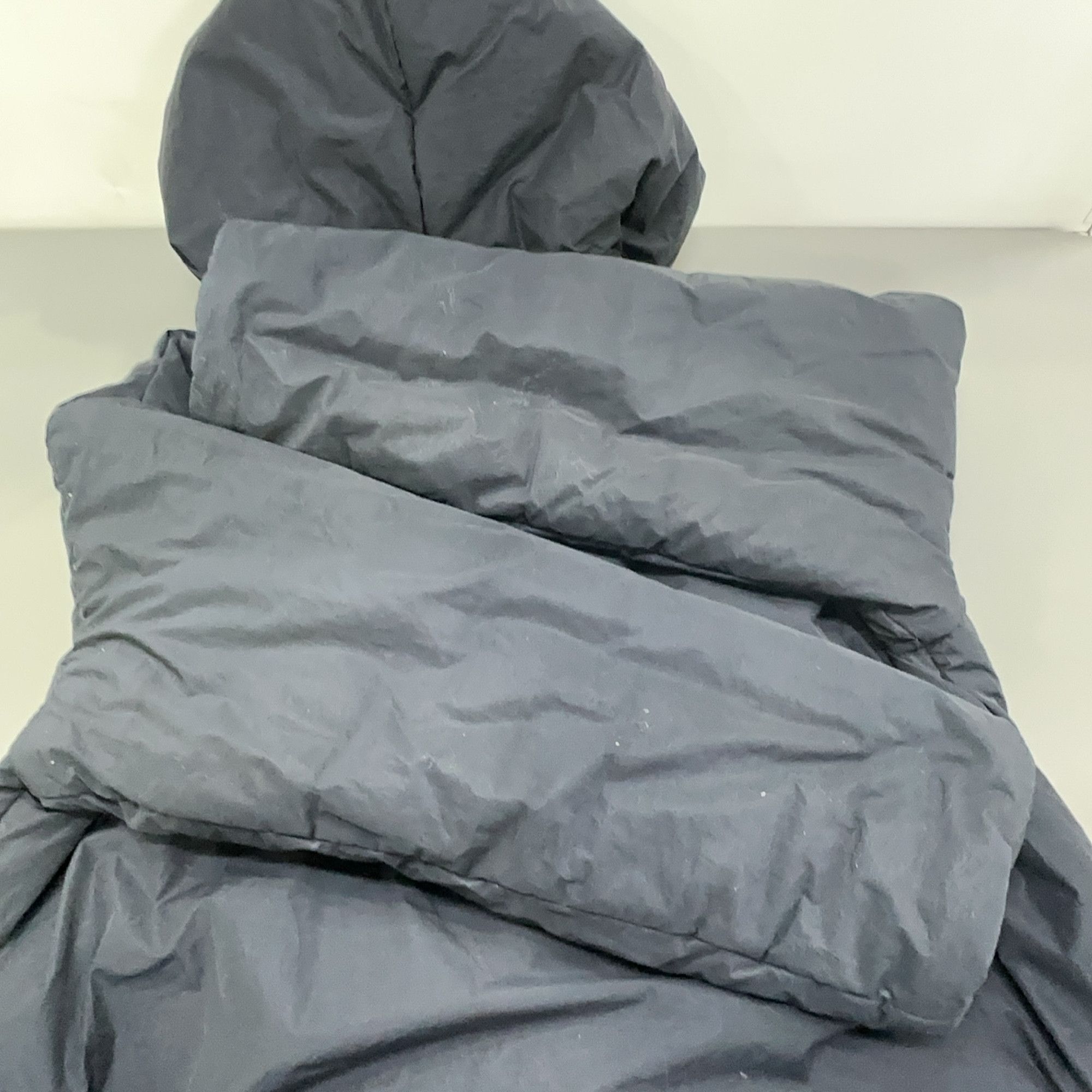Louis Vuitton Louis Vuitton Hooded Earth Logo Padded Jacket 48 Size US M / EU 48-50 / 2 - 14 Thumbnail