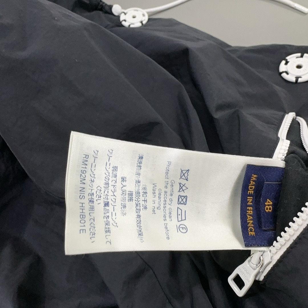 Louis Vuitton Louis Vuitton Hooded Earth Logo Padded Jacket 48 Size US M / EU 48-50 / 2 - 5 Thumbnail