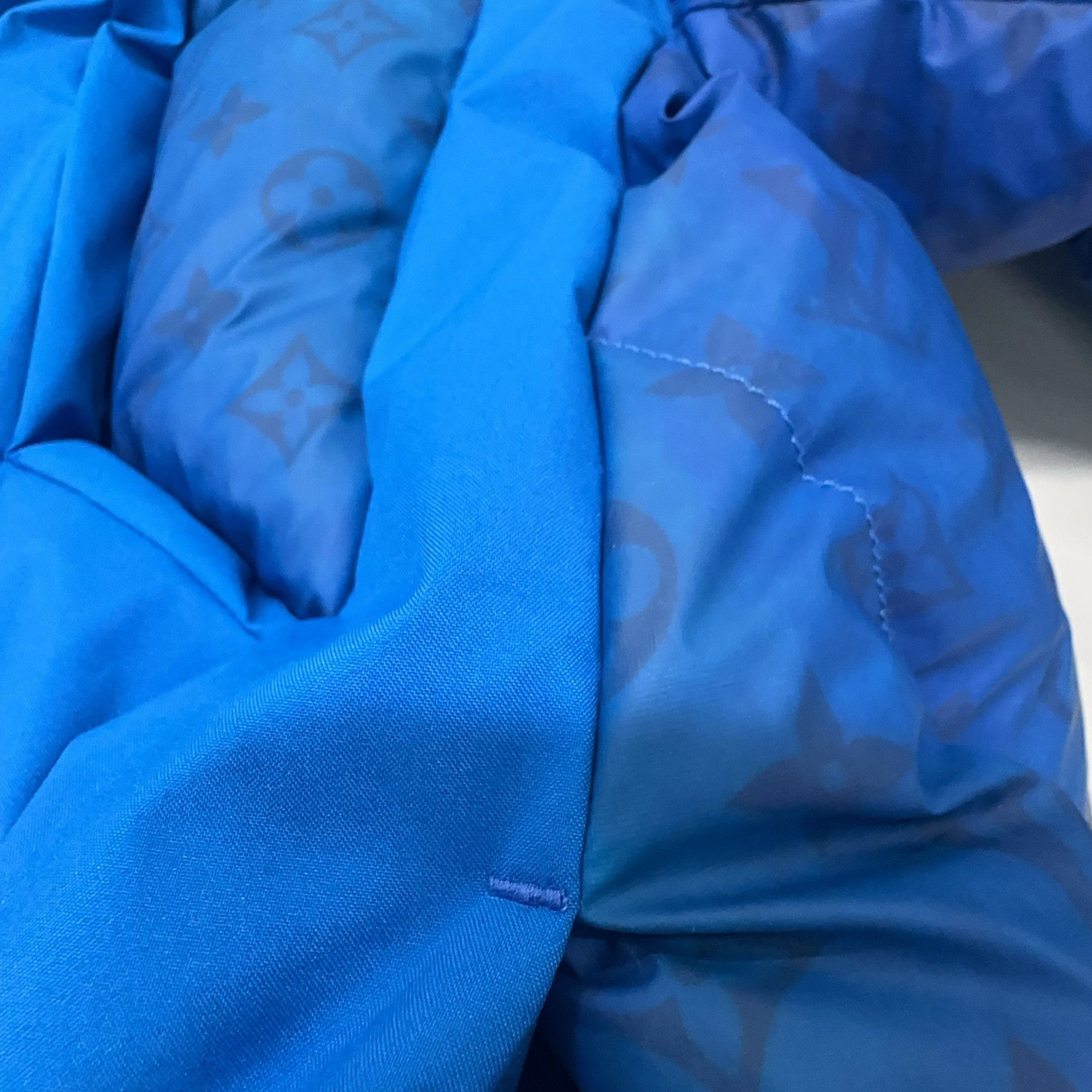 Louis Vuitton Louis Vuitton Monogram 2054 Down Jacket Size 50 Size US M / EU 48-50 / 2 - 11 Thumbnail