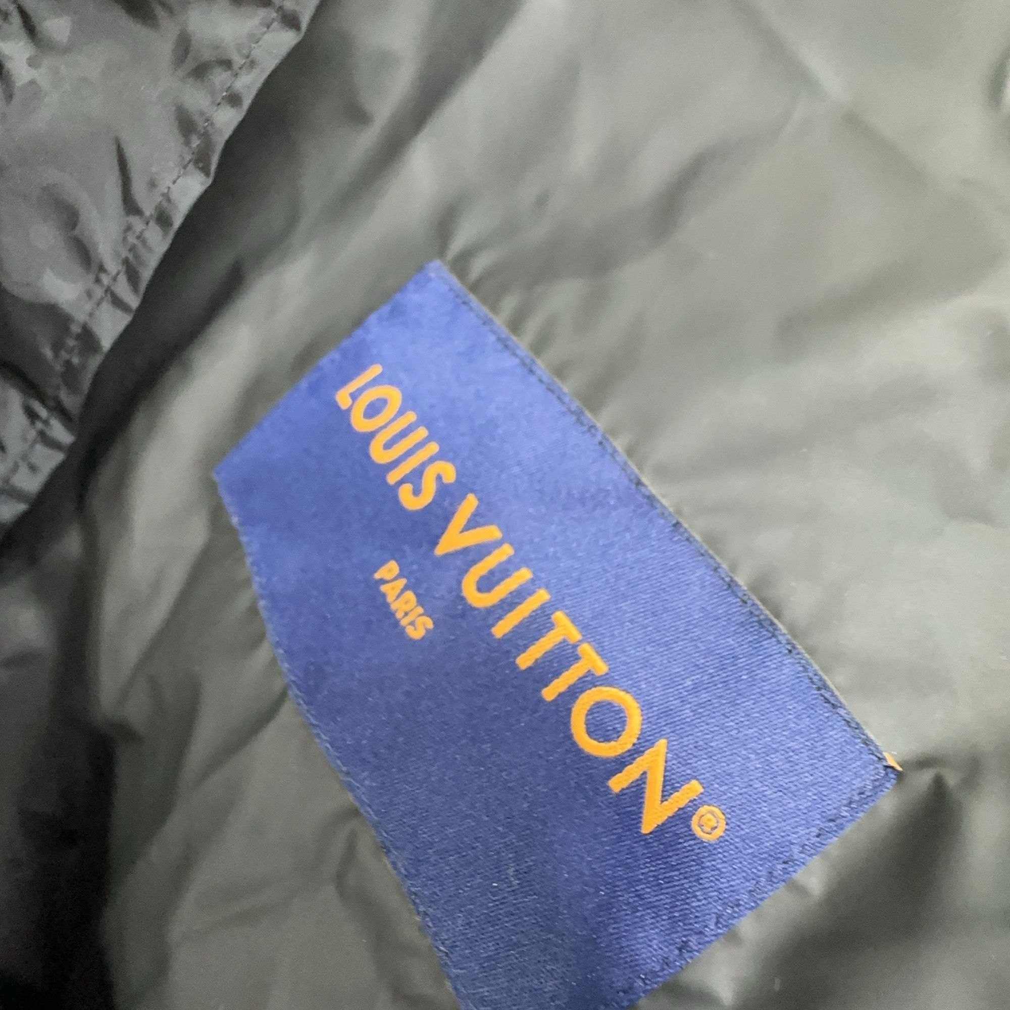 Louis Vuitton Louis Vuitton Monogram Hooded Jacket 48 Size US M / EU 48-50 / 2 - 4 Thumbnail