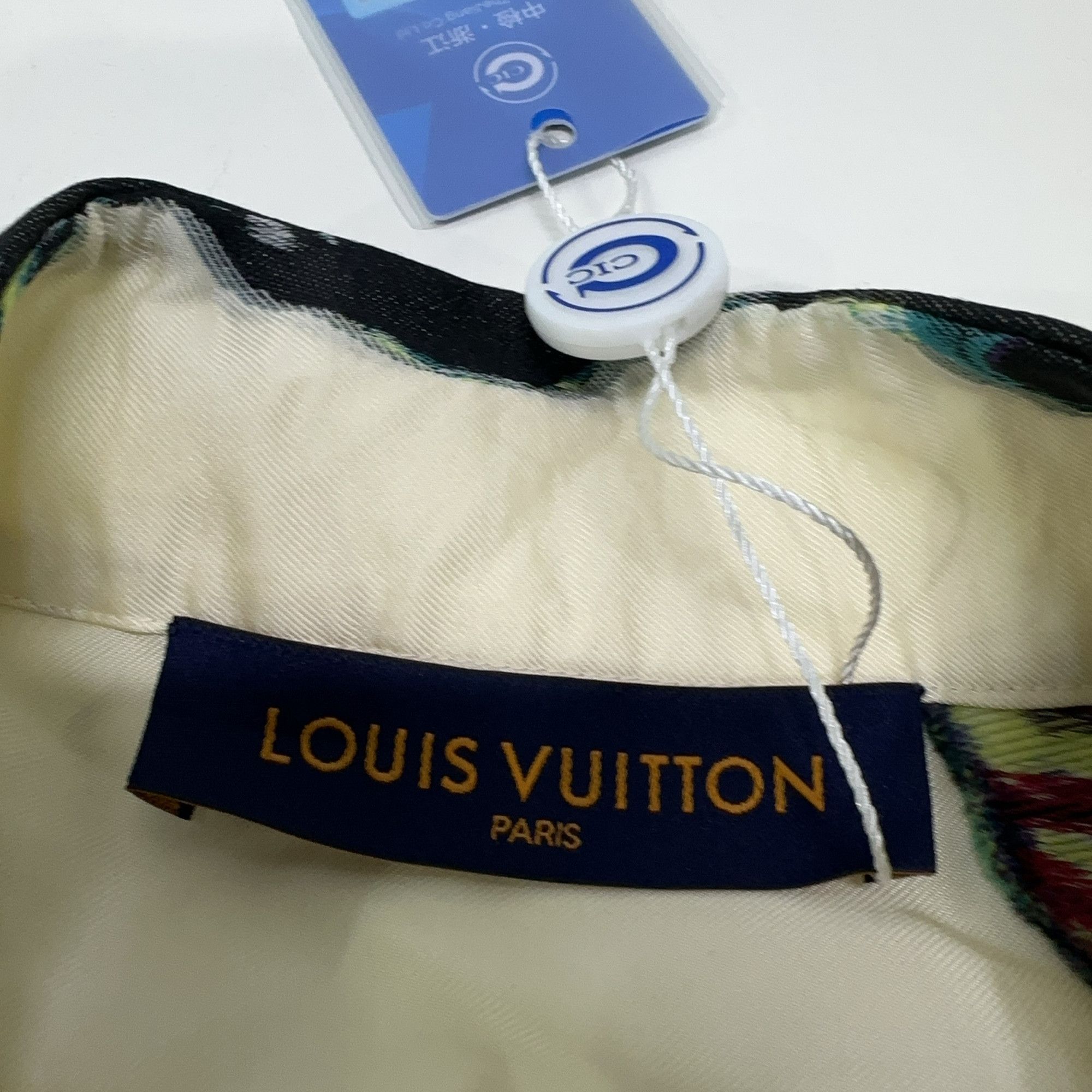 Louis Vuitton Louis Vuitton Graffiti Pyjama Shirt Size S Size US S / EU 44-46 / 1 - 4 Thumbnail