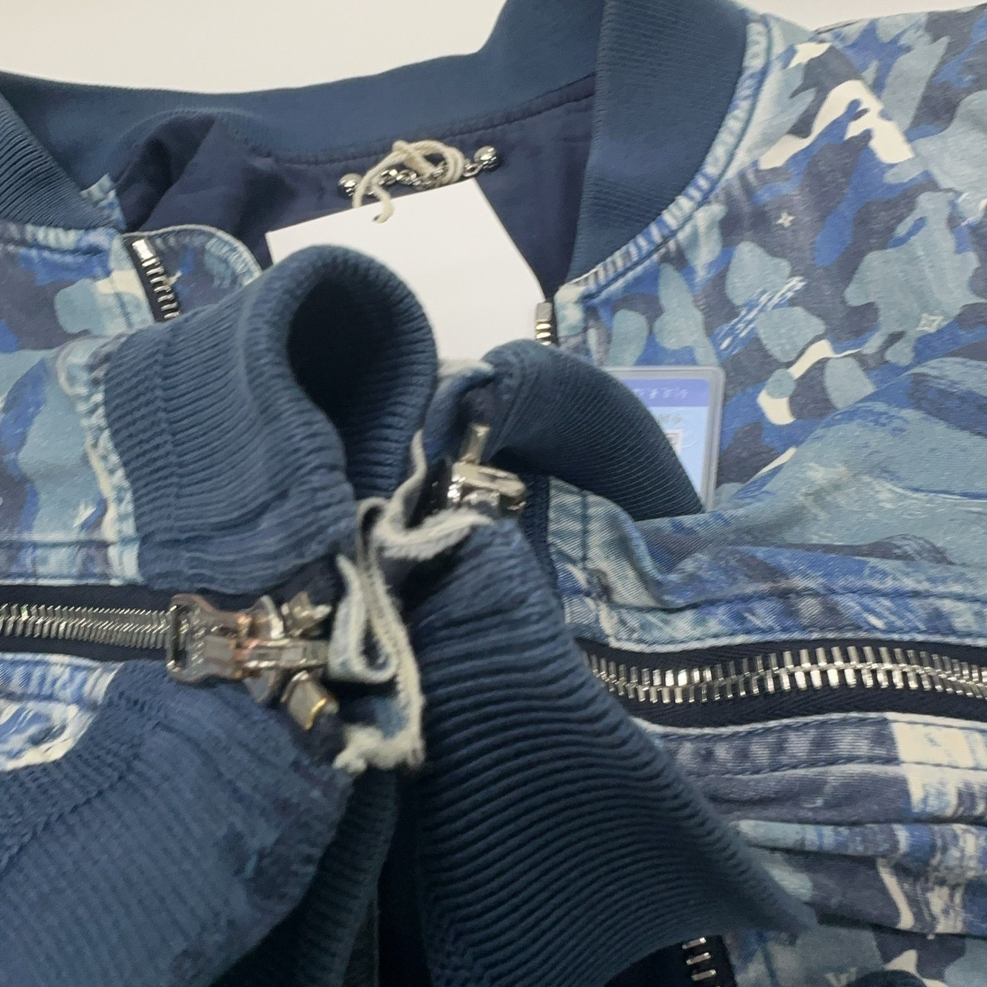 Louis Vuitton Louis Vuitton Volez Voguez Voyagez Bomber Jacket 48 Size US M / EU 48-50 / 2 - 9 Thumbnail