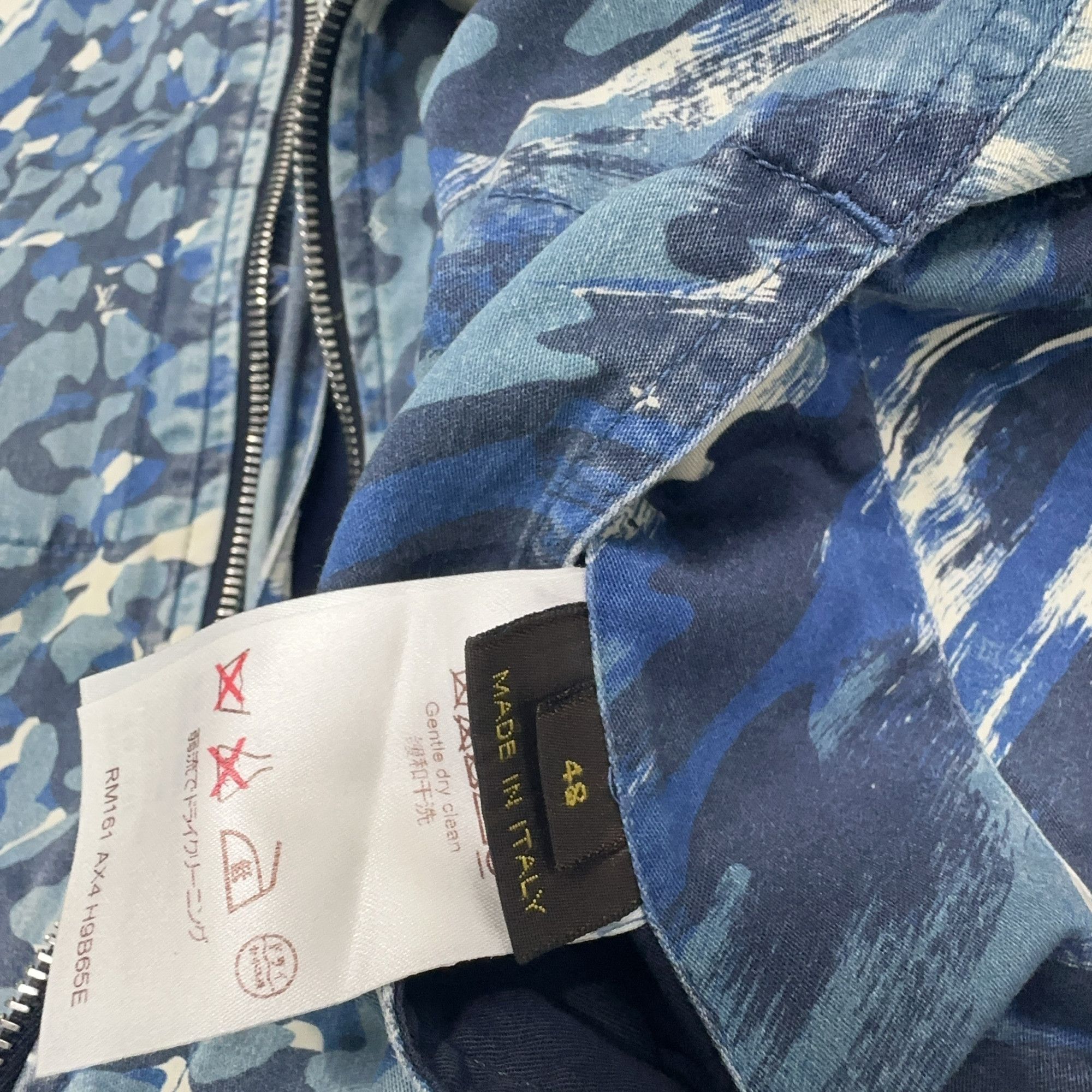 Louis Vuitton Louis Vuitton Volez Voguez Voyagez Bomber Jacket 48 Size US M / EU 48-50 / 2 - 4 Thumbnail