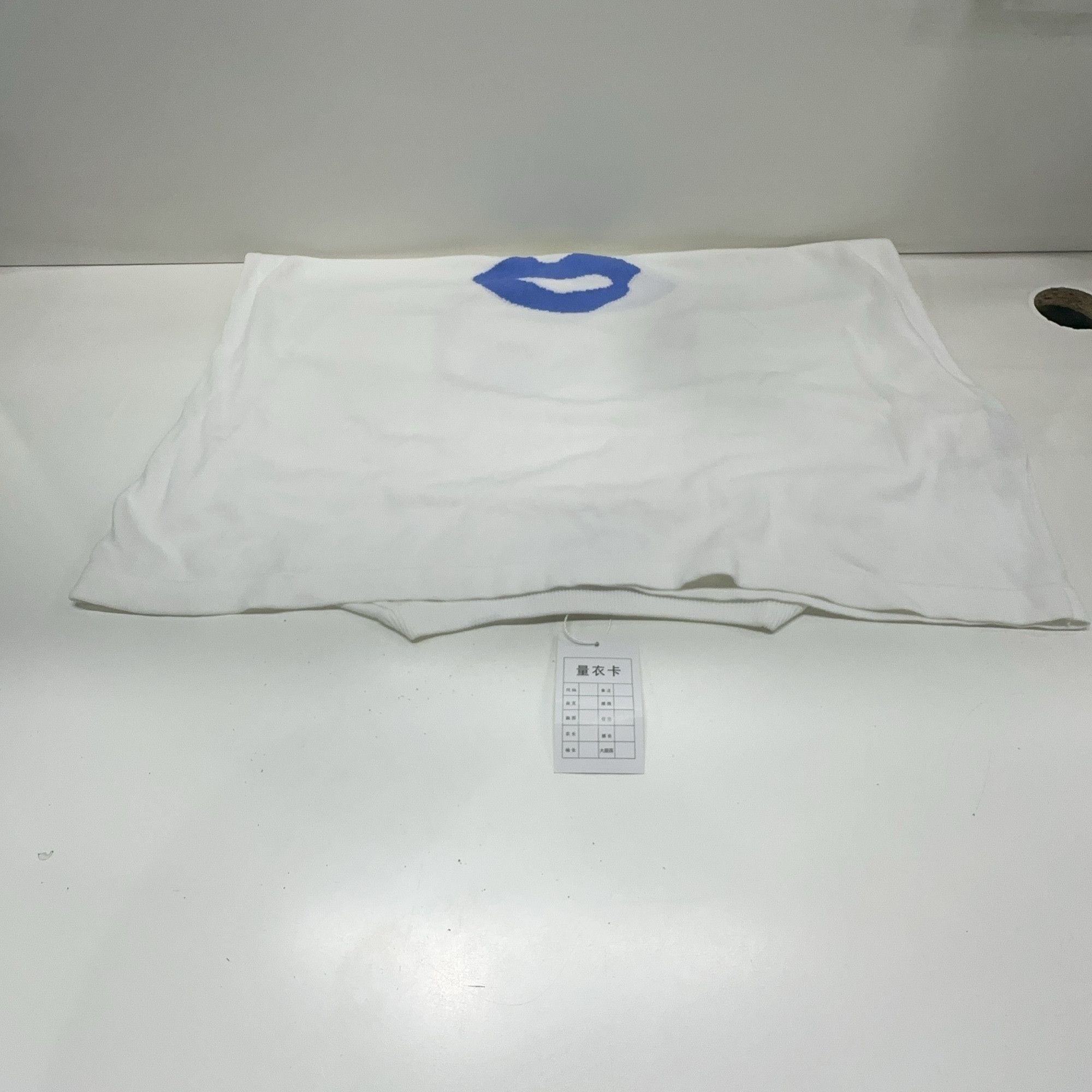 Louis Vuitton Louis Vuitton Geometric Face T-Shirt 4L Size US XXL / EU 58 / 5 - 8 Thumbnail