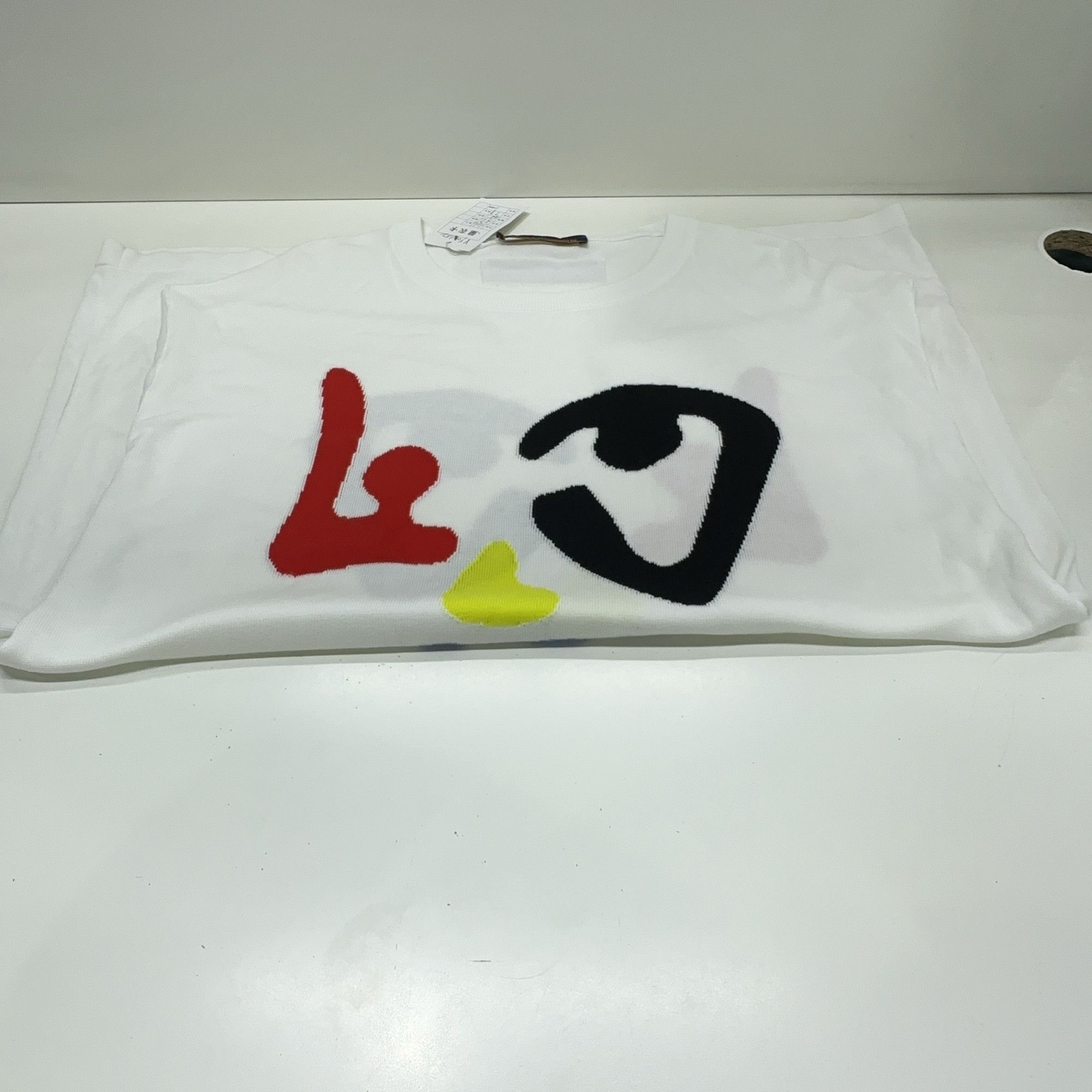 Louis Vuitton Louis Vuitton Geometric Face T-Shirt 4L Size US XXL / EU 58 / 5 - 6 Thumbnail