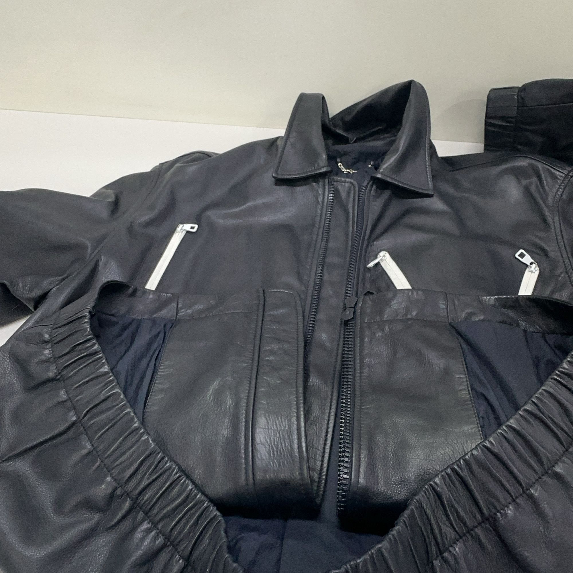 Louis Vuitton Louis Vuitton LV Zipper Leather Jacket 46 Size US S / EU 44-46 / 1 - 6 Thumbnail