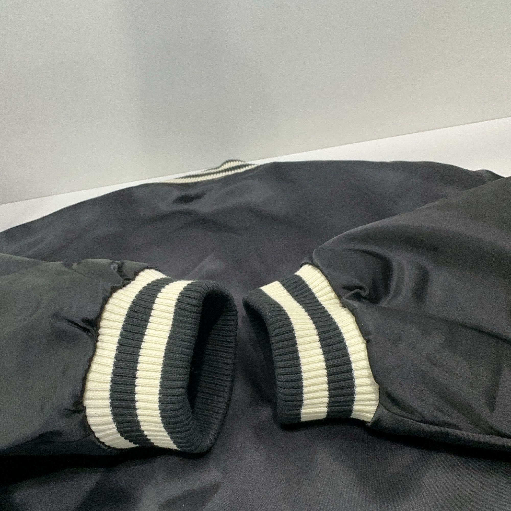 Louis Vuitton Louis Vuitton SS24 Lovers Embroidered Varsity Jacket 50 Size US M / EU 48-50 / 2 - 6 Thumbnail