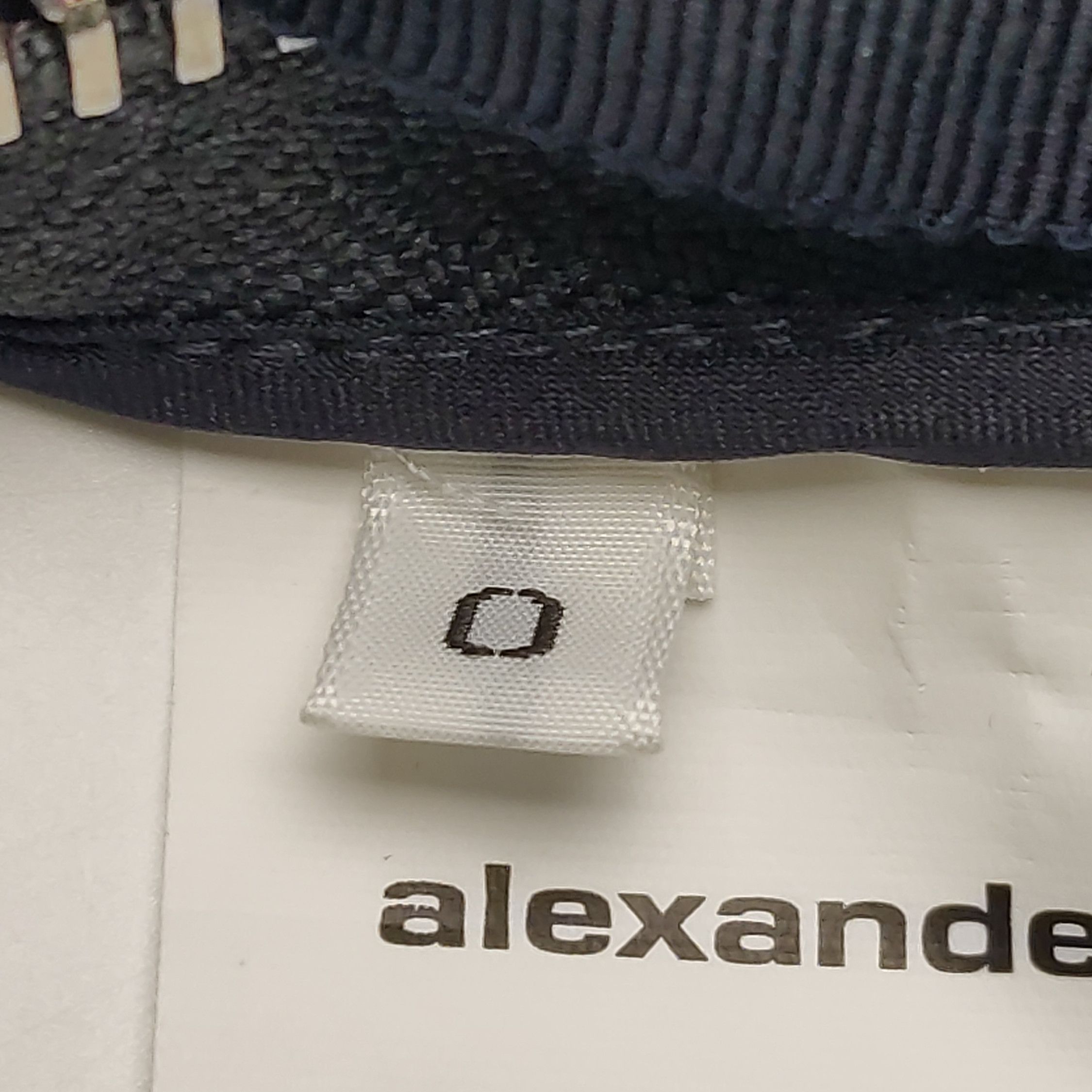 Alexander Wang Alexander Wang Women 0 Shorts Size 25" / US 0 / IT 36 - 6 Thumbnail