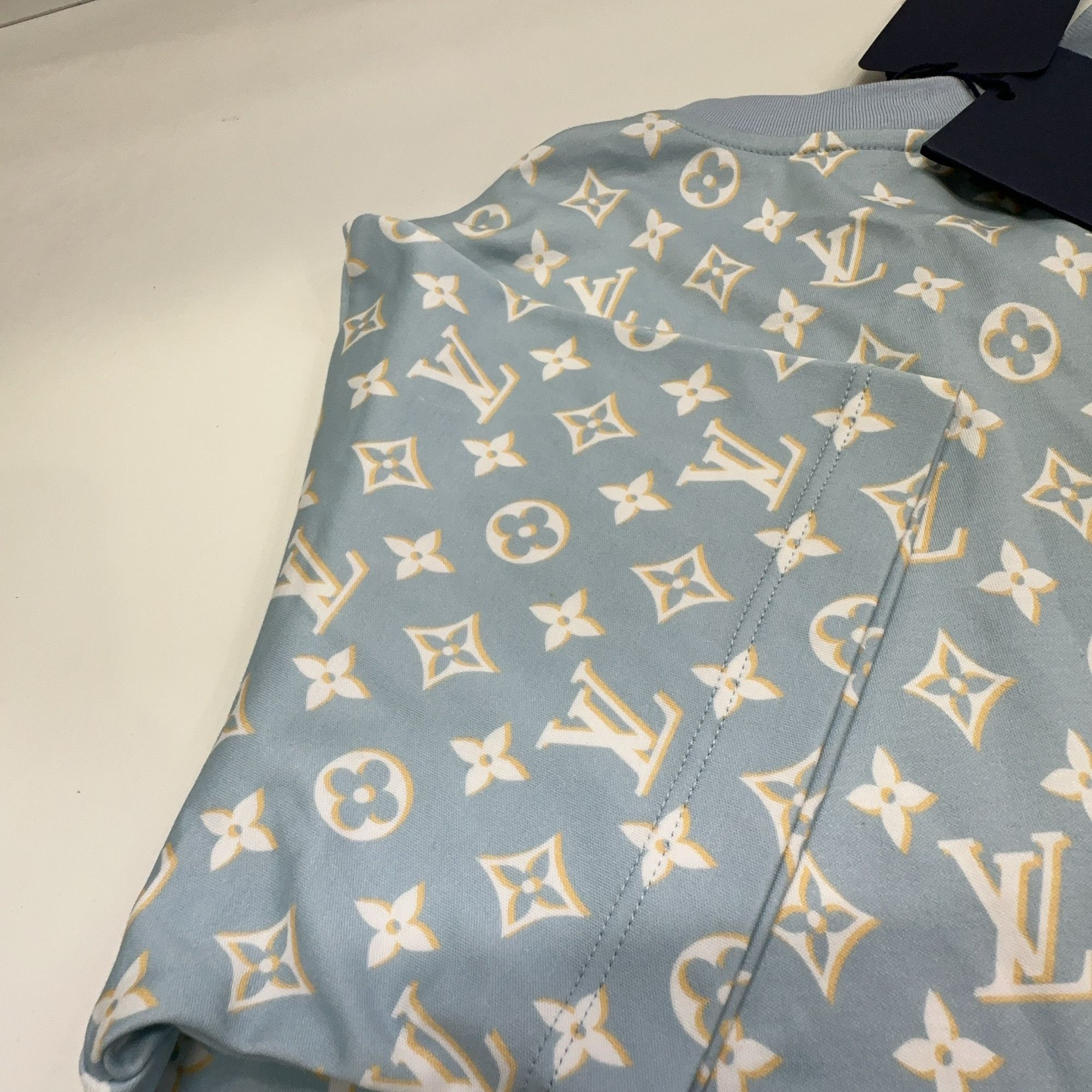 Louis Vuitton Louis Vuitton Monogram T-Shirt Dress XS Size XS / US 0-2 / IT 36-38 - 7 Thumbnail