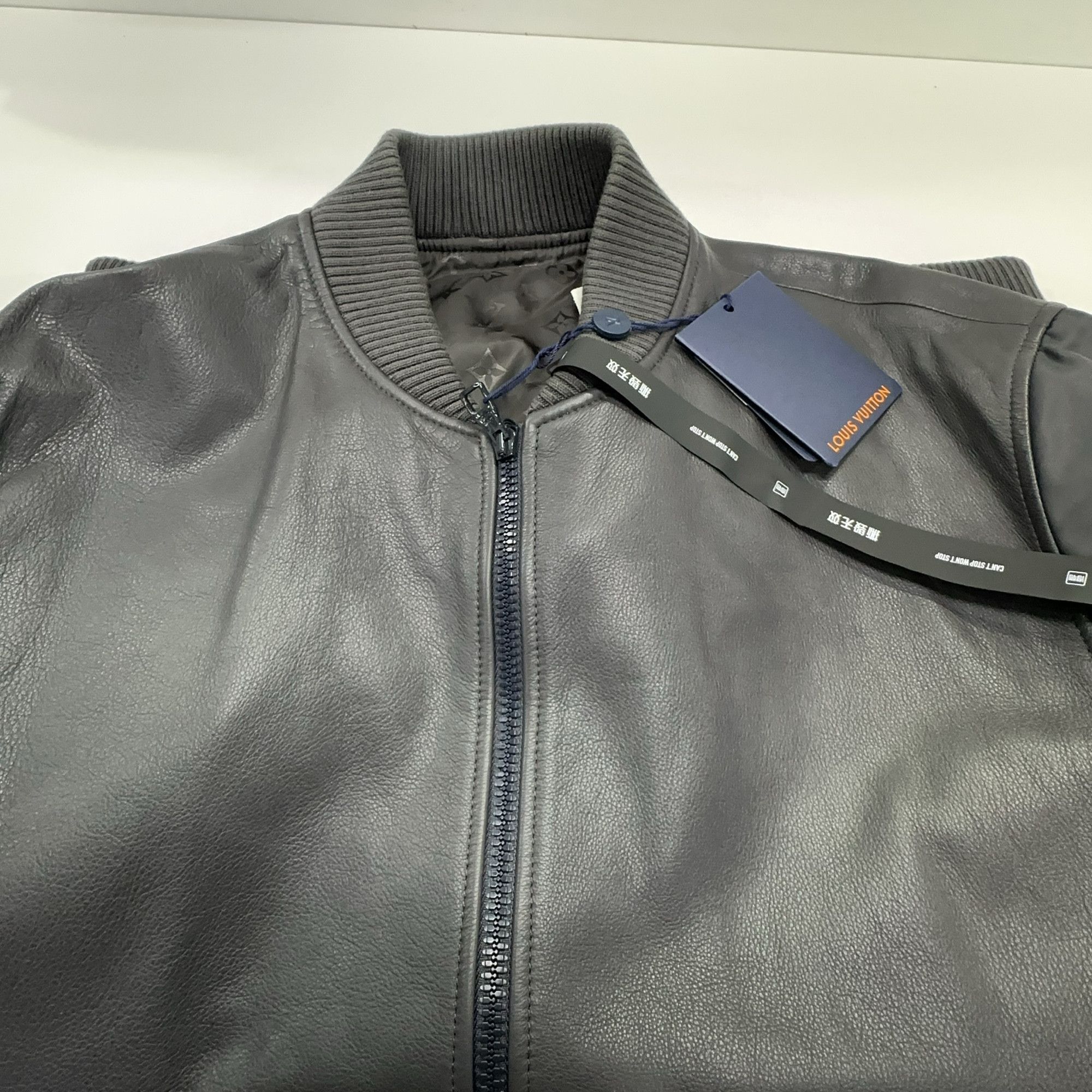Louis Vuitton Louis Vuitton Reversible Leather Bomber Jacket 50 Size US M / EU 48-50 / 2 - 7 Thumbnail