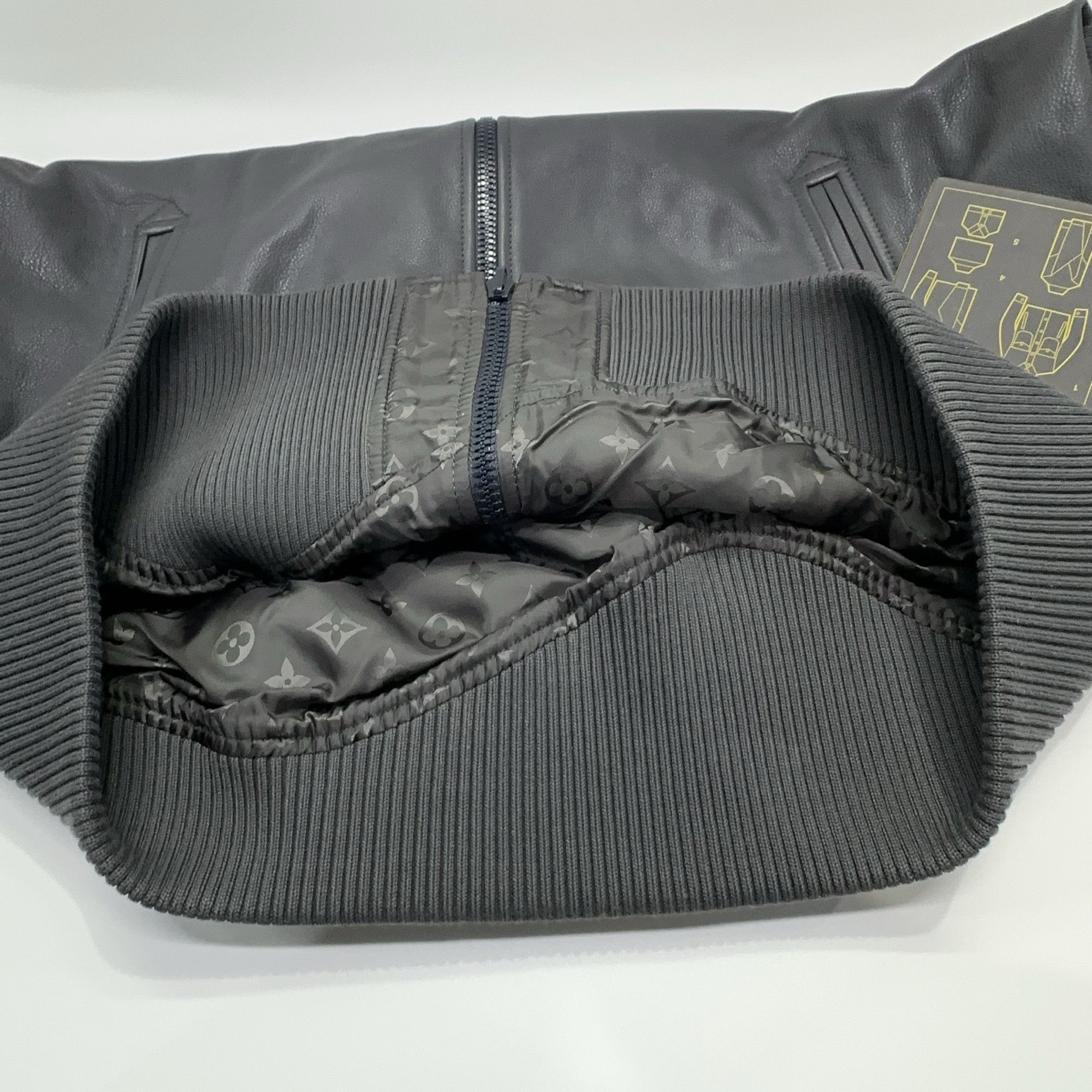 Louis Vuitton Louis Vuitton Reversible Leather Bomber Jacket 50 Size US M / EU 48-50 / 2 - 8 Thumbnail
