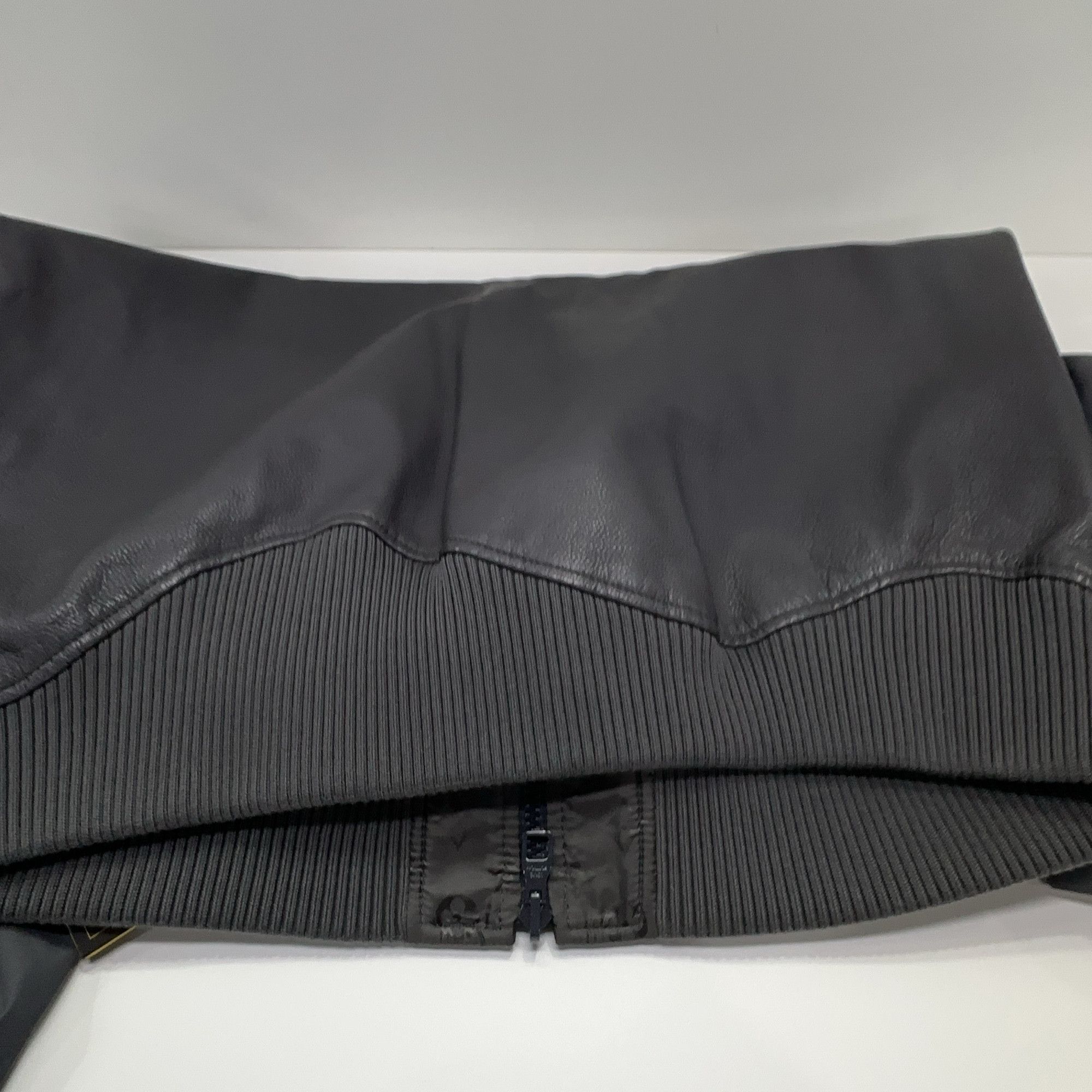 Louis Vuitton Louis Vuitton Reversible Leather Bomber Jacket 50 Size US M / EU 48-50 / 2 - 10 Thumbnail