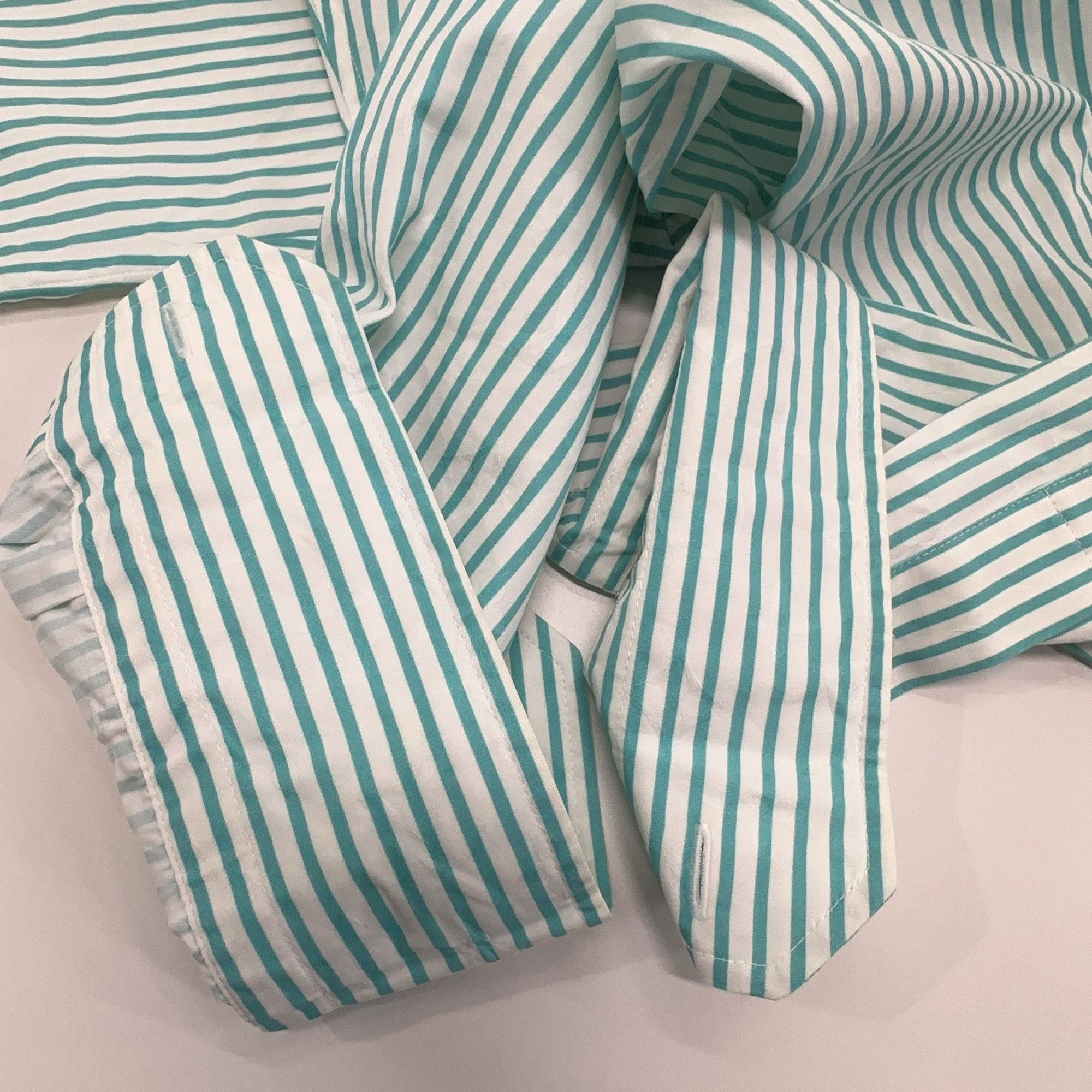 Louis Vuitton Louis Vuitton Striped Logo Patch Shirt M Size US M / EU 48-50 / 2 - 7 Thumbnail