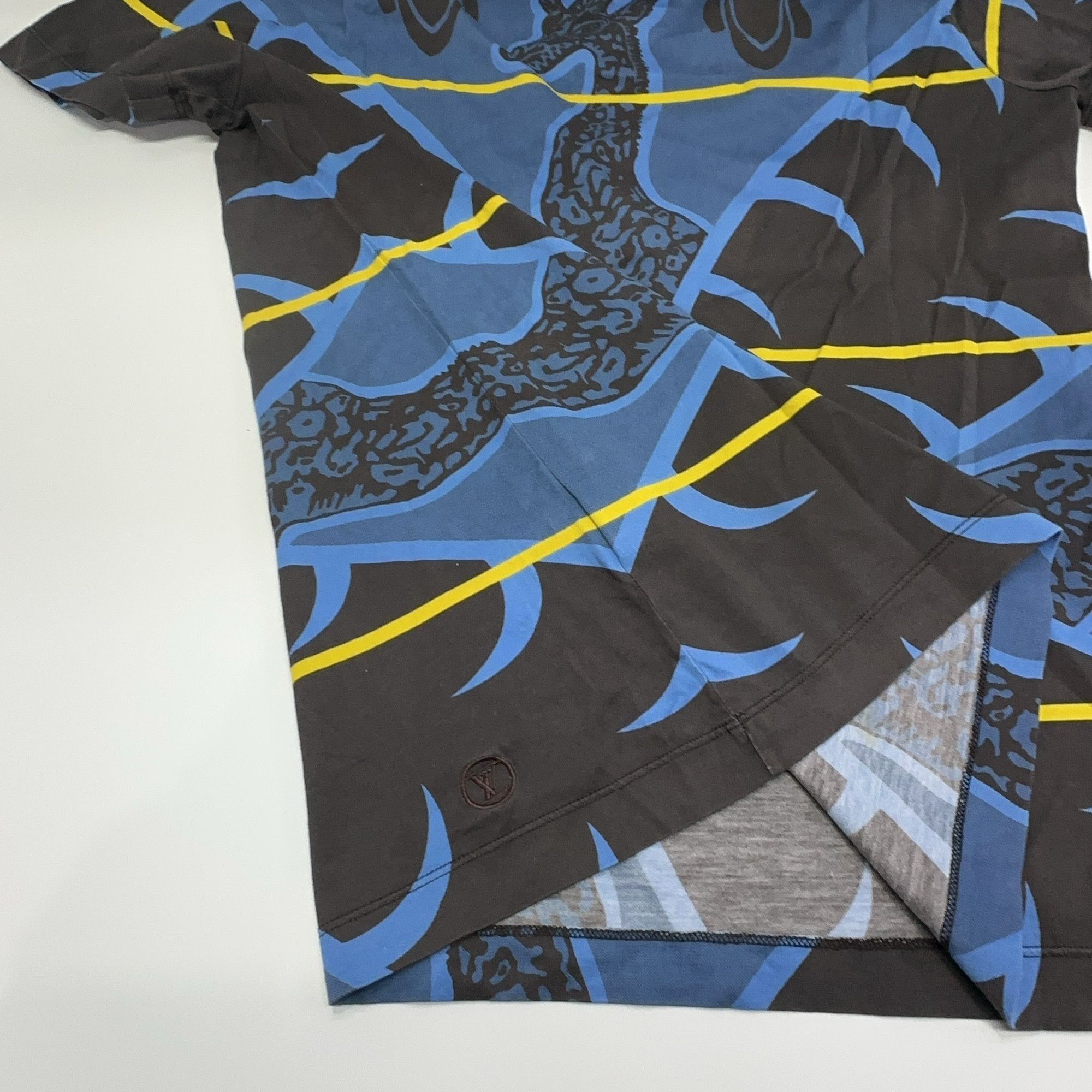 Louis Vuitton Louis Vuitton Giraffe Print T-Shirt XS Size US XS / EU 42 / 0 - 8 Thumbnail