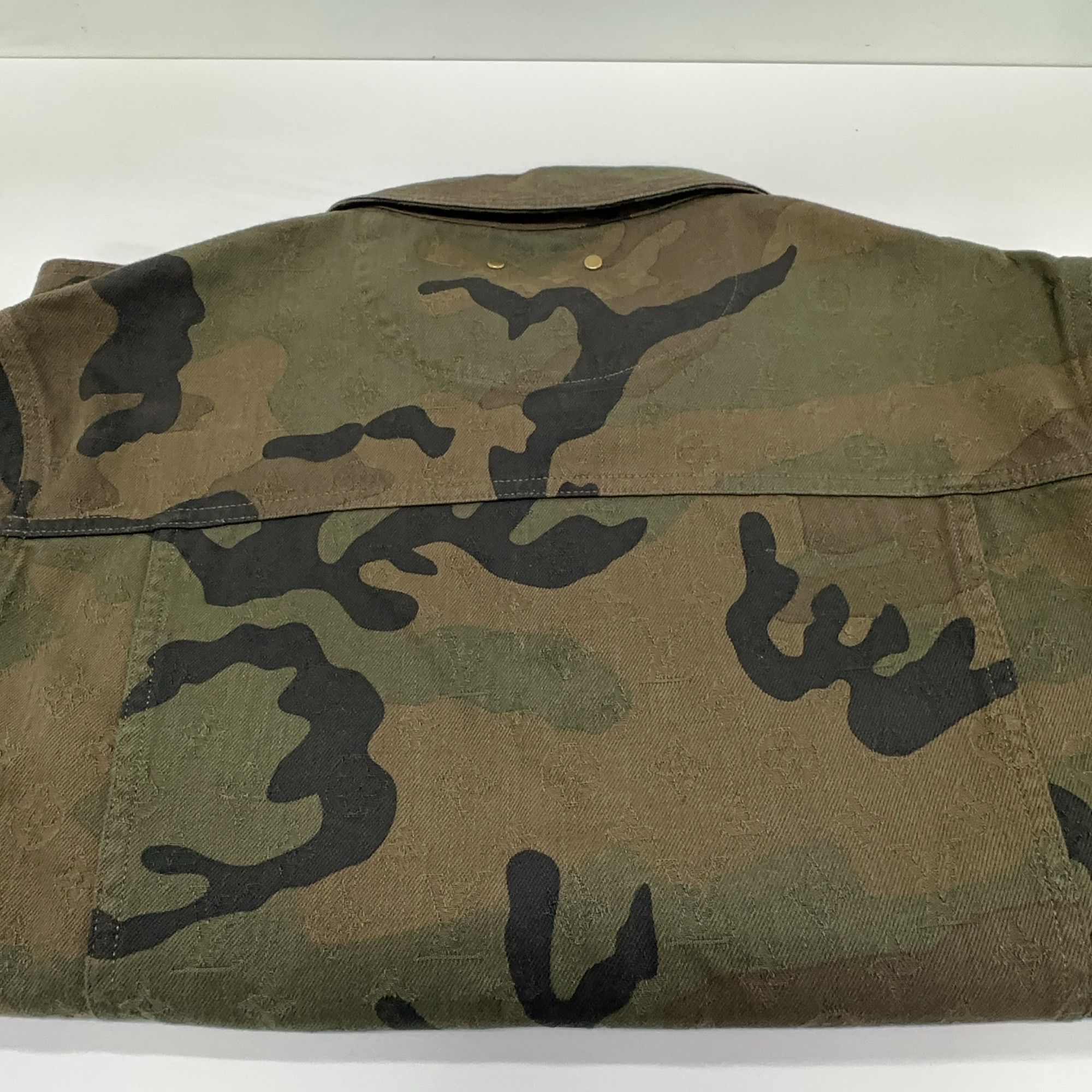 Louis Vuitton Louis Vuitton Camo Monogram Denim Jacket 54 Size US L / EU 52-54 / 3 - 5 Thumbnail