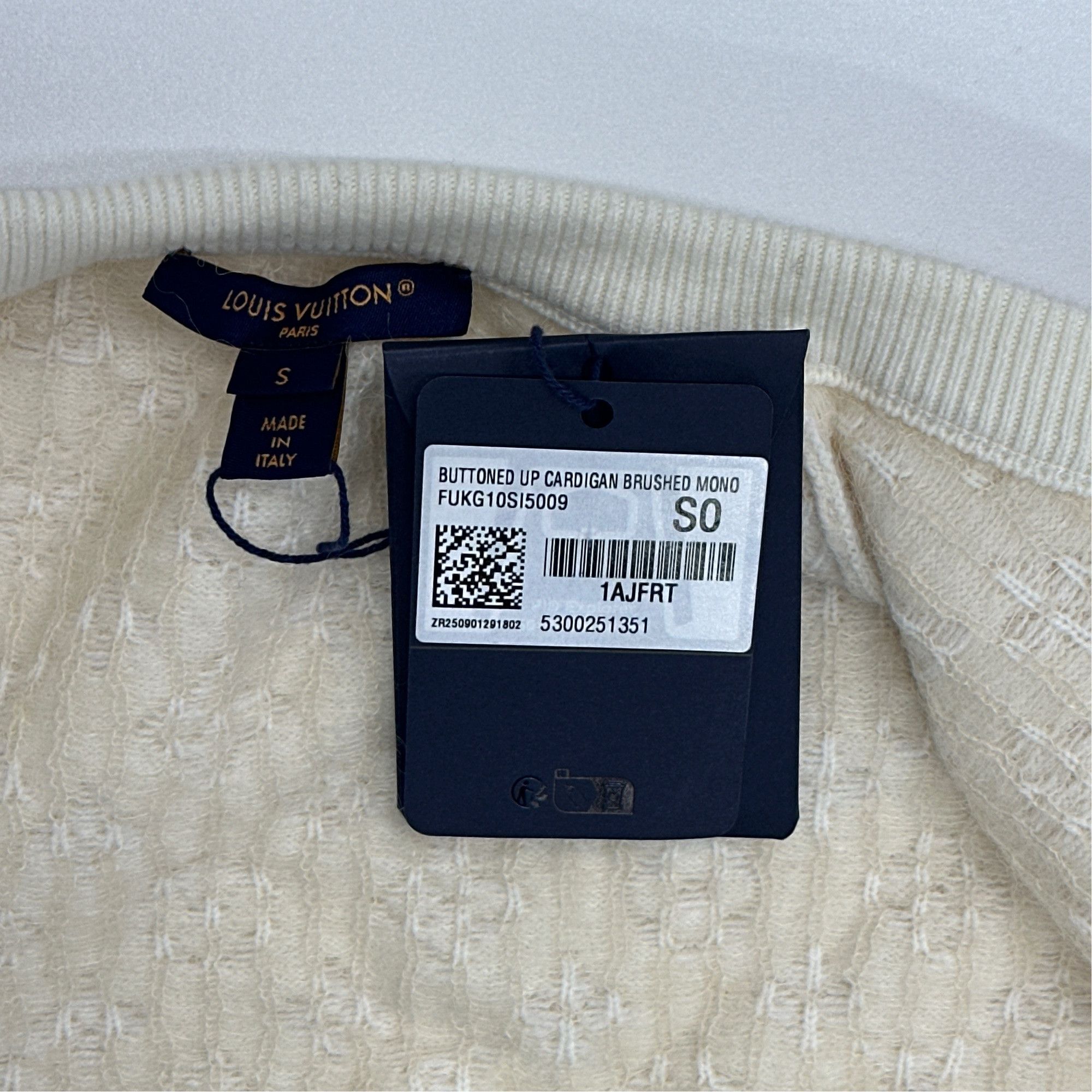 Louis Vuitton Louis Vuitton Monogram Brushed Cardigan S Size S / US 4 / IT 40 - 2 Thumbnail