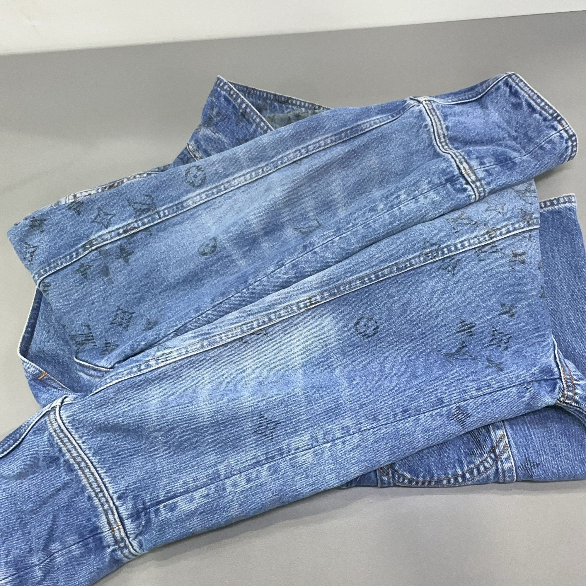 Louis Vuitton Louis Vuitton Monogram Denim Jacket 48 Size US M / EU 48-50 / 2 - 7 Thumbnail