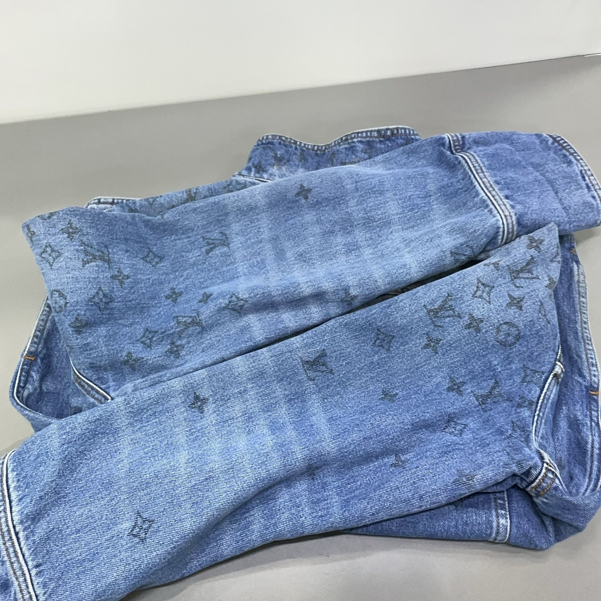 Louis Vuitton Louis Vuitton Monogram Denim Jacket 48 Size US M / EU 48-50 / 2 - 13 Thumbnail