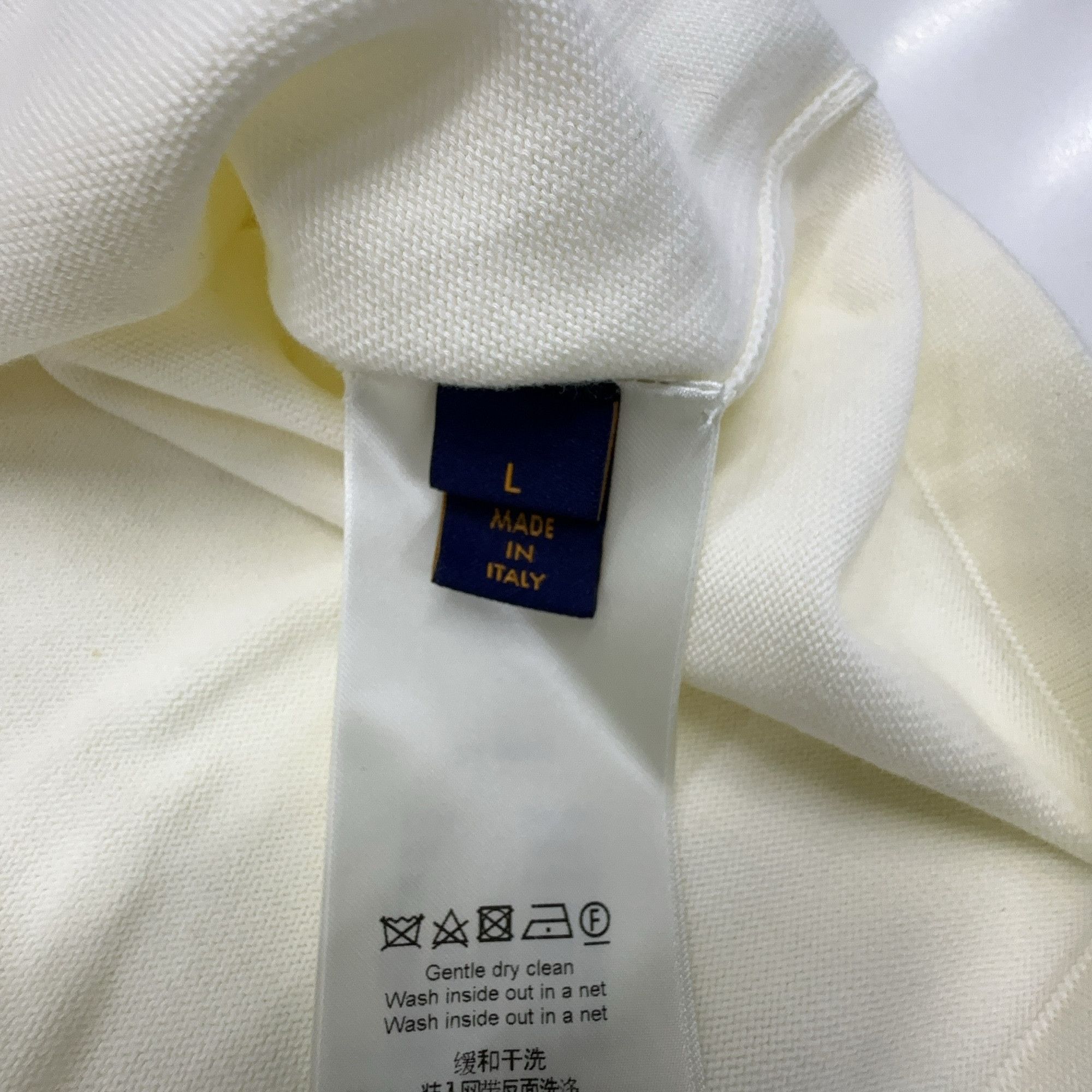 Louis Vuitton Louis Vuitton Embroidery Logo Knit T-Shirt L Size US L / EU 52-54 / 3 - 3 Thumbnail