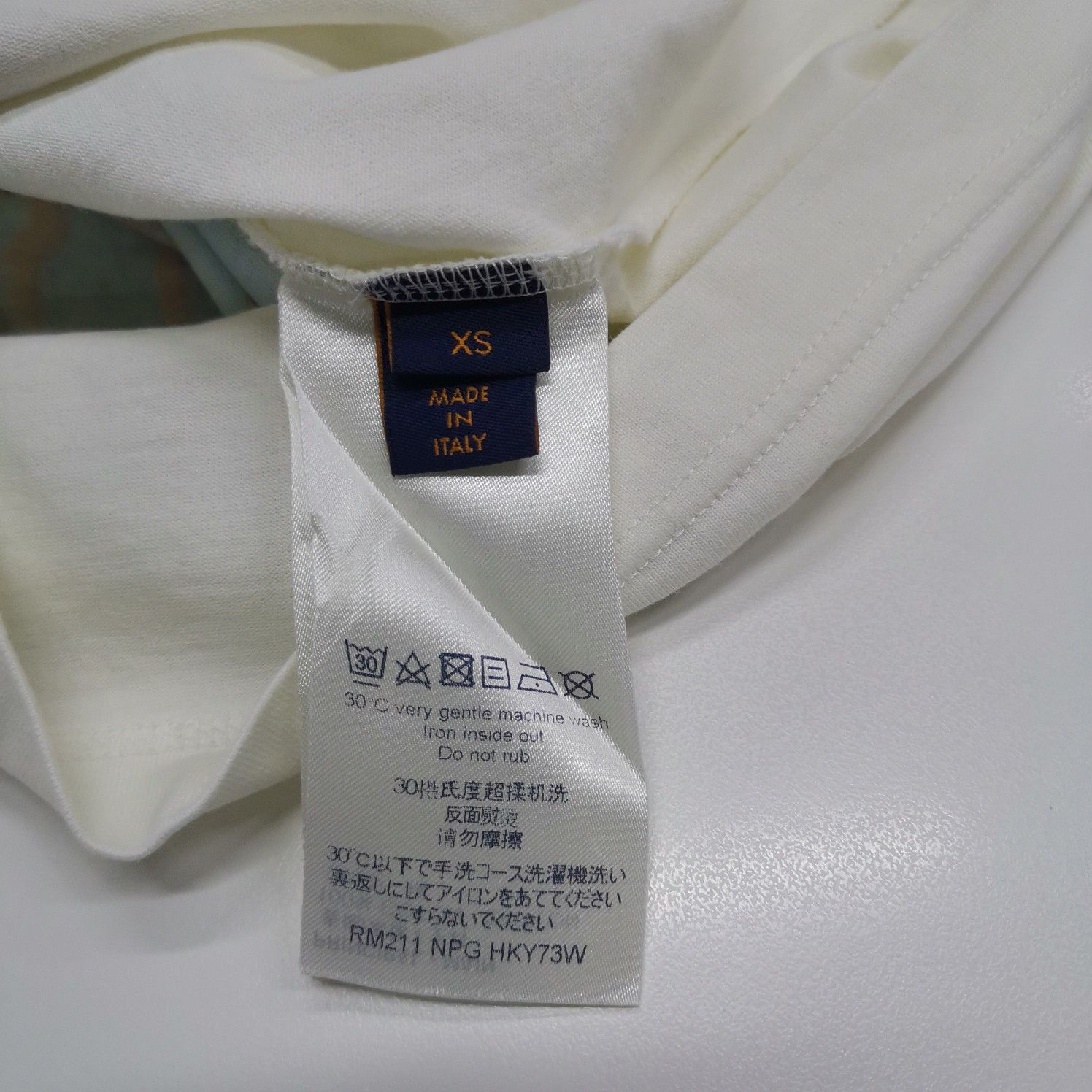 Louis Vuitton Louis Vuitton Graphic T-Shirt XS Size US XS / EU 42 / 0 - 12 Thumbnail