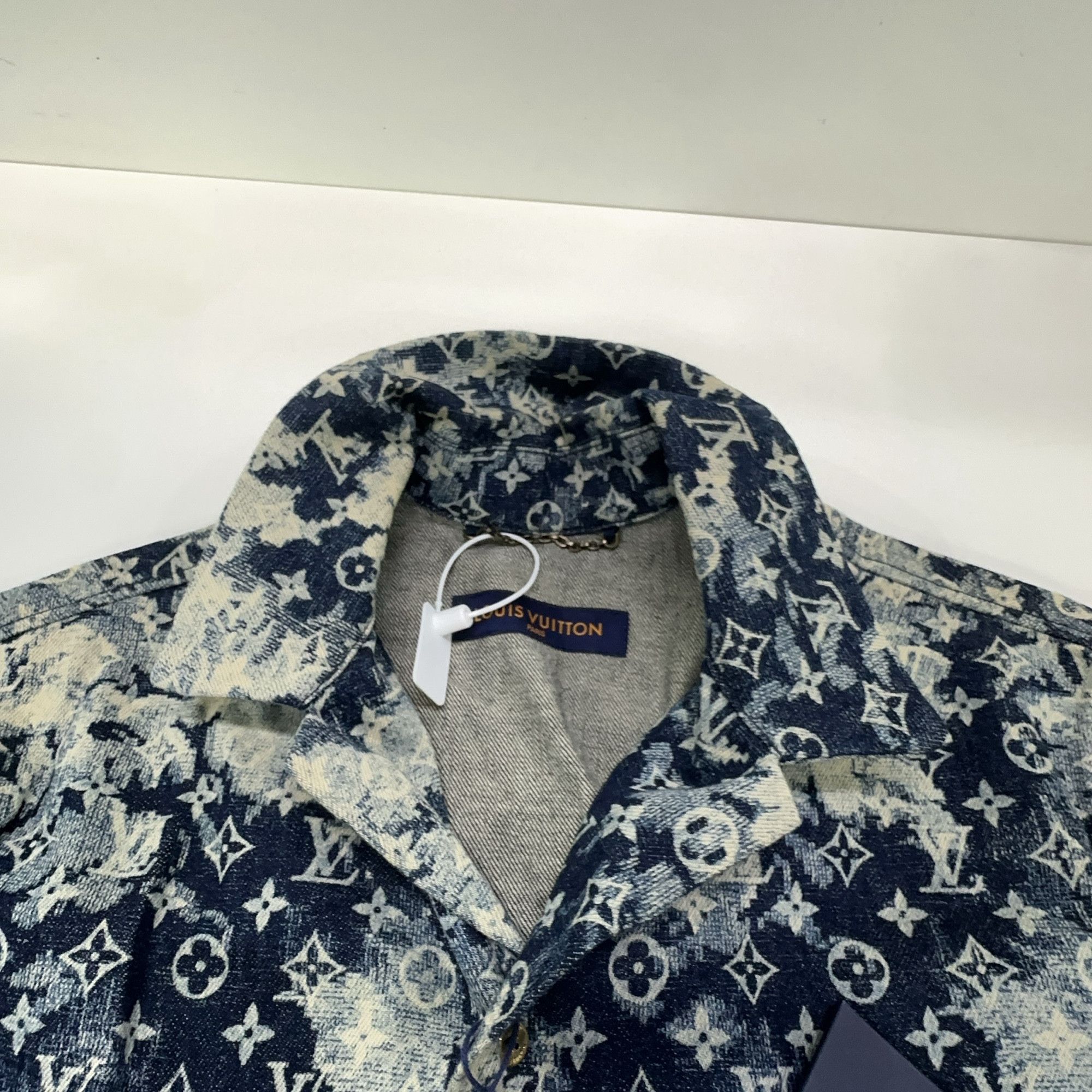 Louis Vuitton Louis Vuitton Monogram Hawaiian Tapestry Shirt M Size US M / EU 48-50 / 2 - 6 Thumbnail
