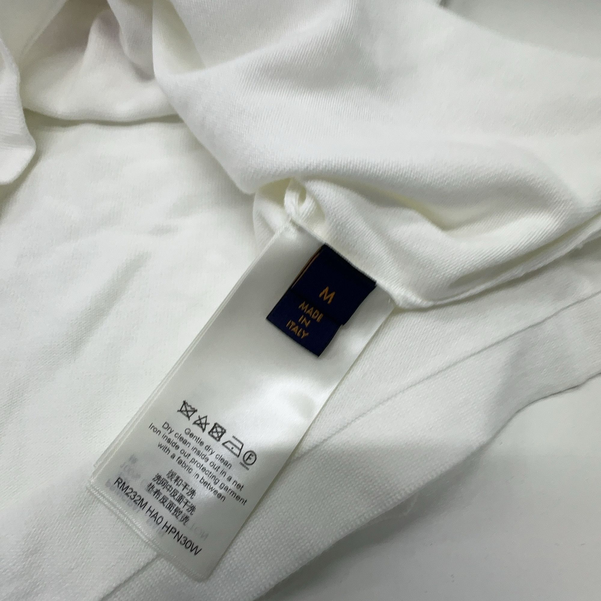 Louis Vuitton Louis Vuitton Arch Logo Graphic T-Shirt Size M Size US M / EU 48-50 / 2 - 4 Thumbnail