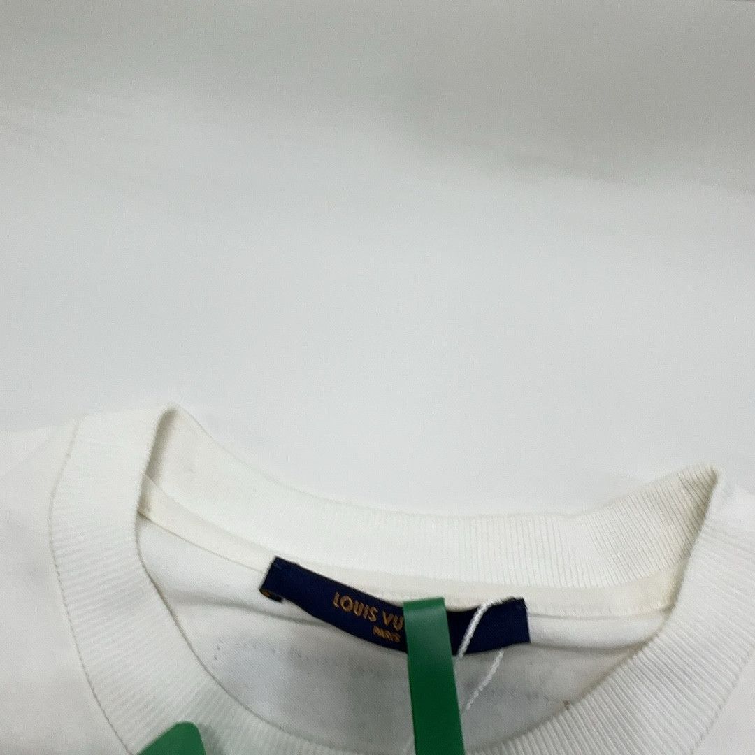 Louis Vuitton Louis Vuitton Graffiti Embroidered T-Shirt S Size US S / EU 44-46 / 1 - 4 Thumbnail