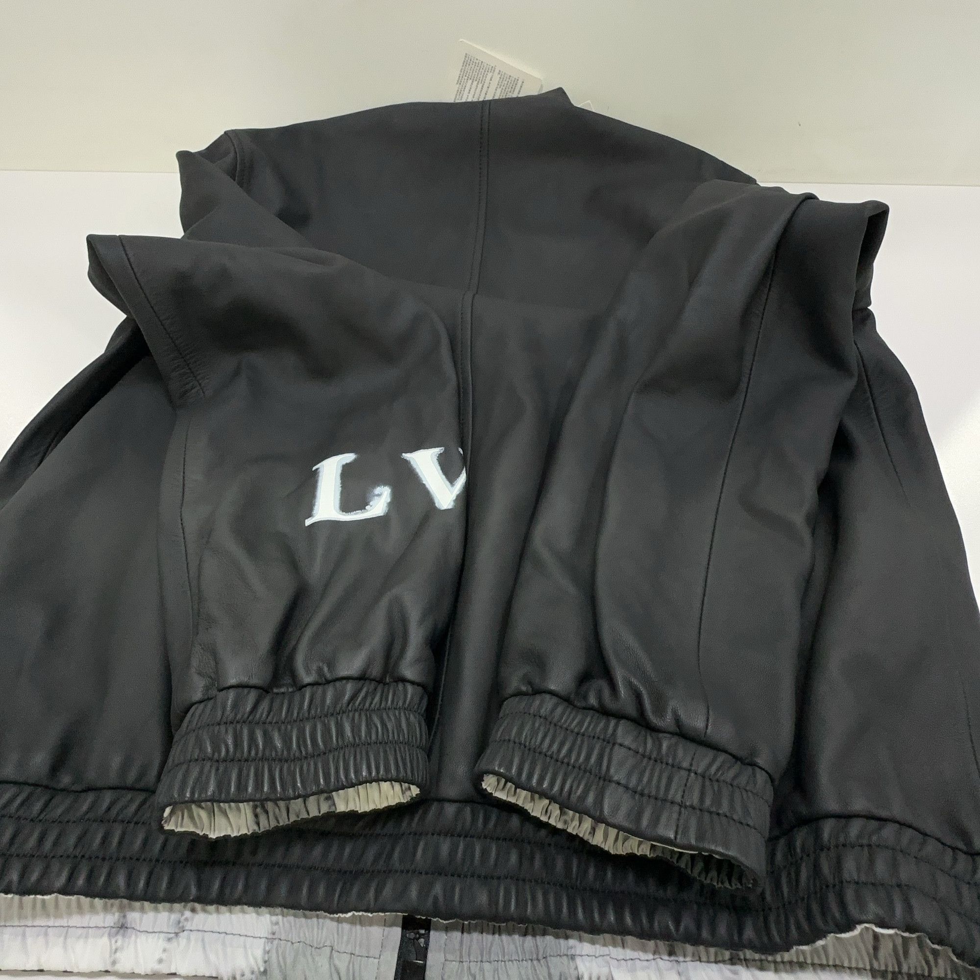 Louis Vuitton Louis Vuitton Reversible Leather Blouson 48 Size US M / EU 48-50 / 2 - 19 Thumbnail
