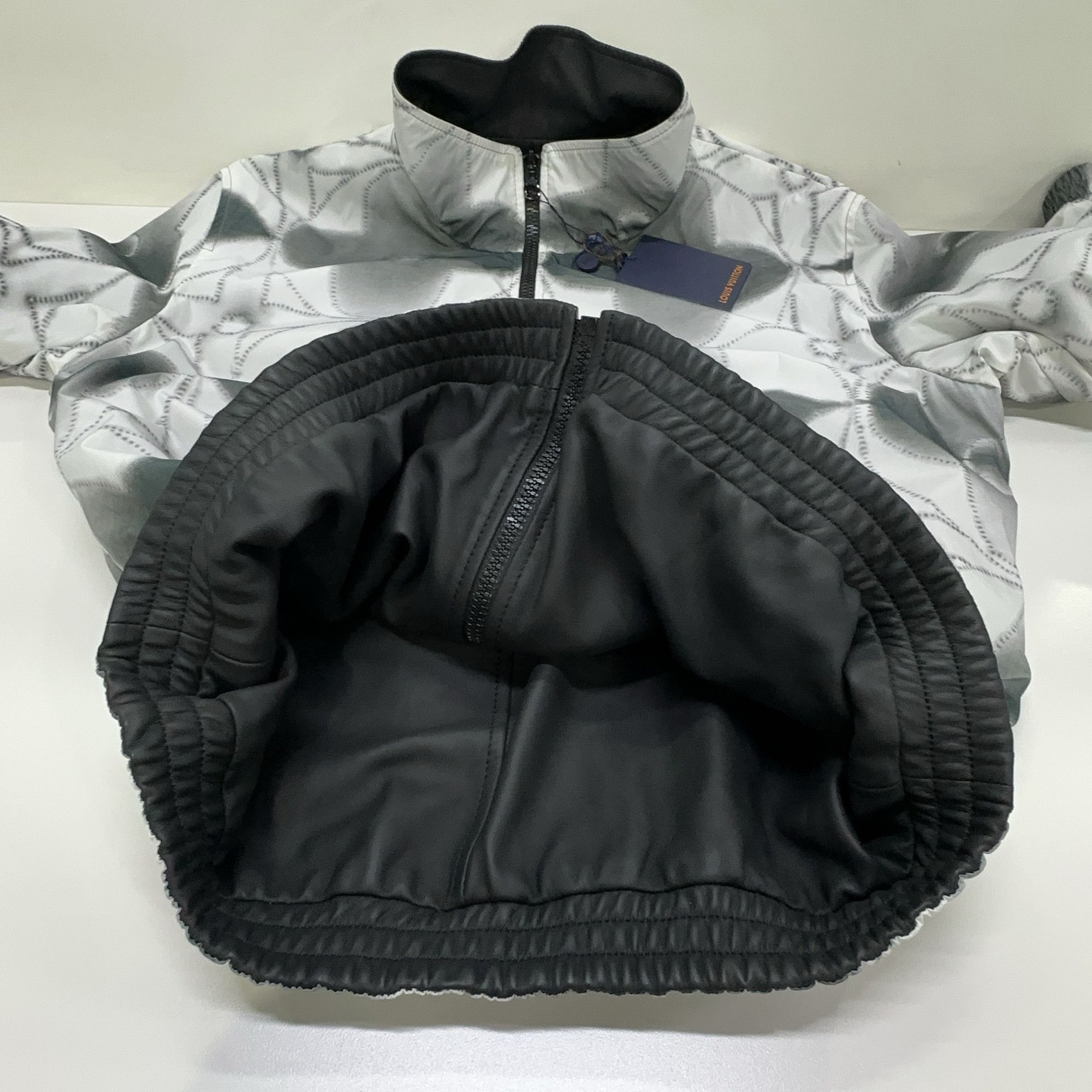 Louis Vuitton Louis Vuitton Reversible Leather Blouson 48 Size US M / EU 48-50 / 2 - 11 Thumbnail