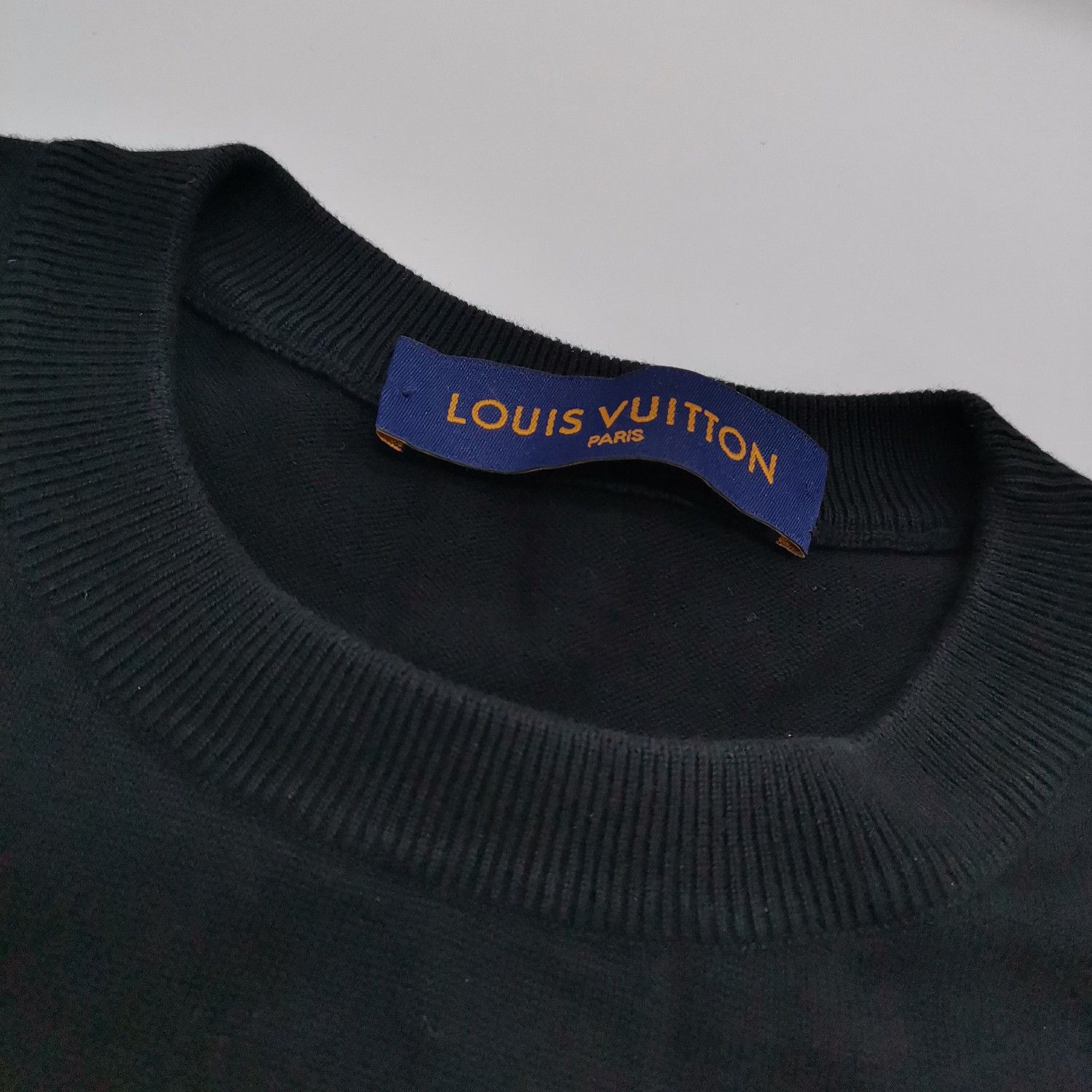 Louis Vuitton Louis Vuitton 1854 Graphic T-Shirt XS Size US XS / EU 42 / 0 - 14 Thumbnail