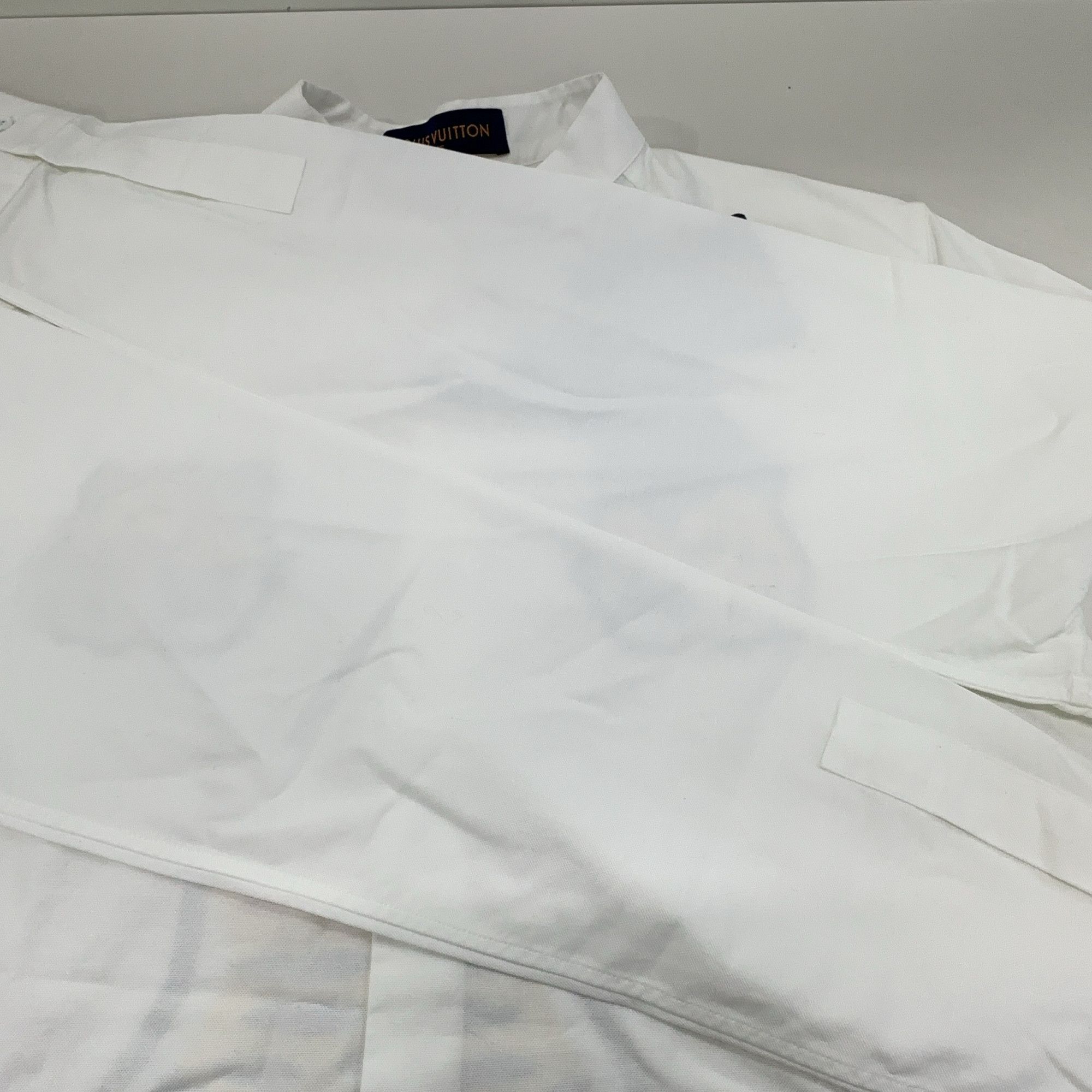 Louis Vuitton Louis Vuitton x Nigo Tiger Print Shirt Size M Size US M / EU 48-50 / 2 - 8 Thumbnail