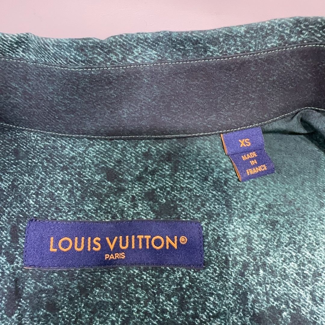 Louis Vuitton Louis Vuitton SS23 Gradient Monogram Shirt XS Size US XS / EU 42 / 0 - 3 Thumbnail