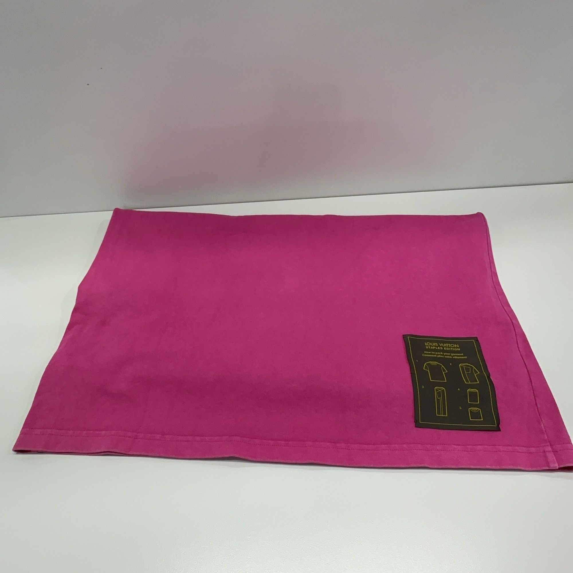 Louis Vuitton Louis Vuitton Pink Raw Edge T-Shirt L Size US L / EU 52-54 / 3 - 13 Thumbnail