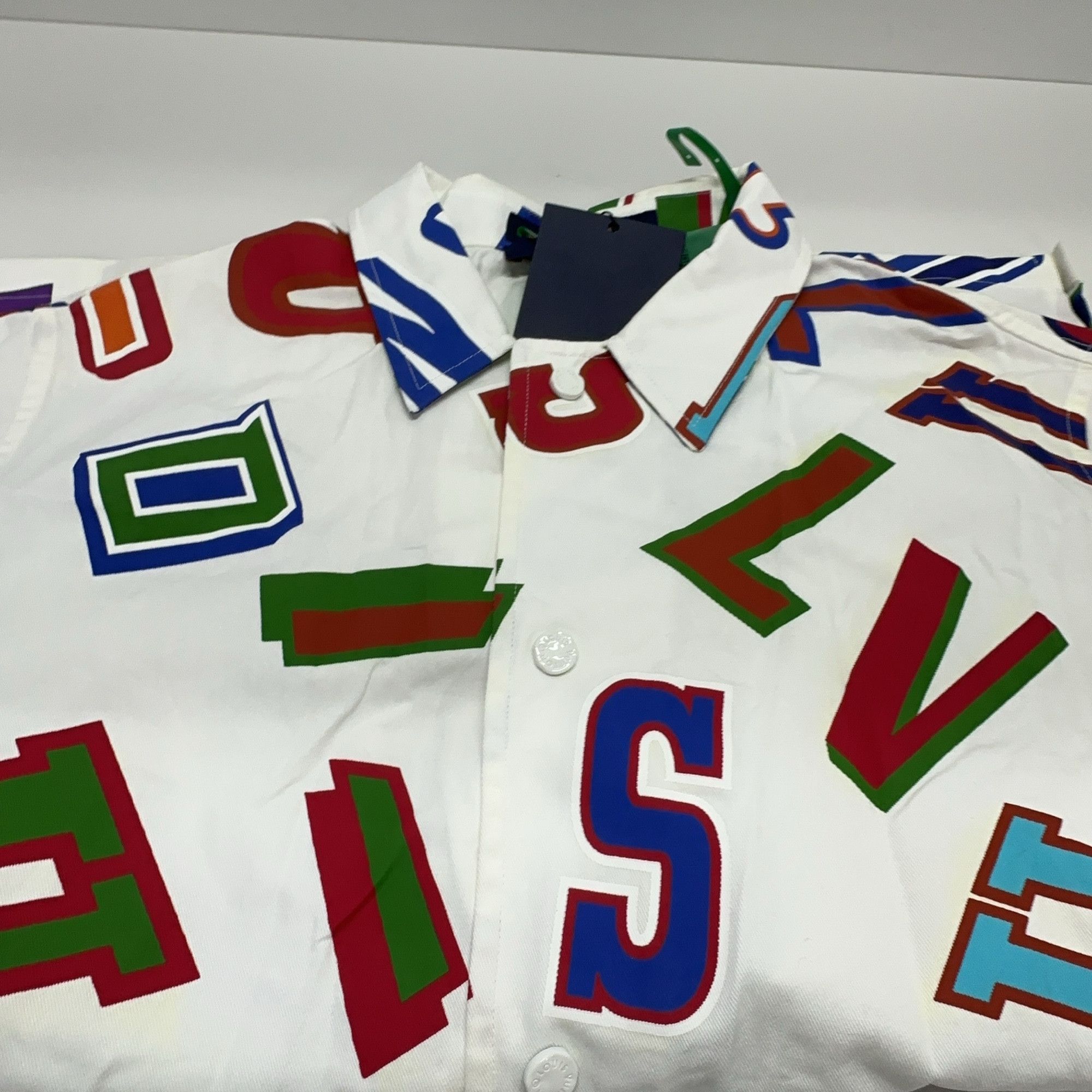 Louis Vuitton Louis Vuitton x NBA Letter Print Short Sleeve Shirt M Size US M / EU 48-50 / 2 - 8 Thumbnail