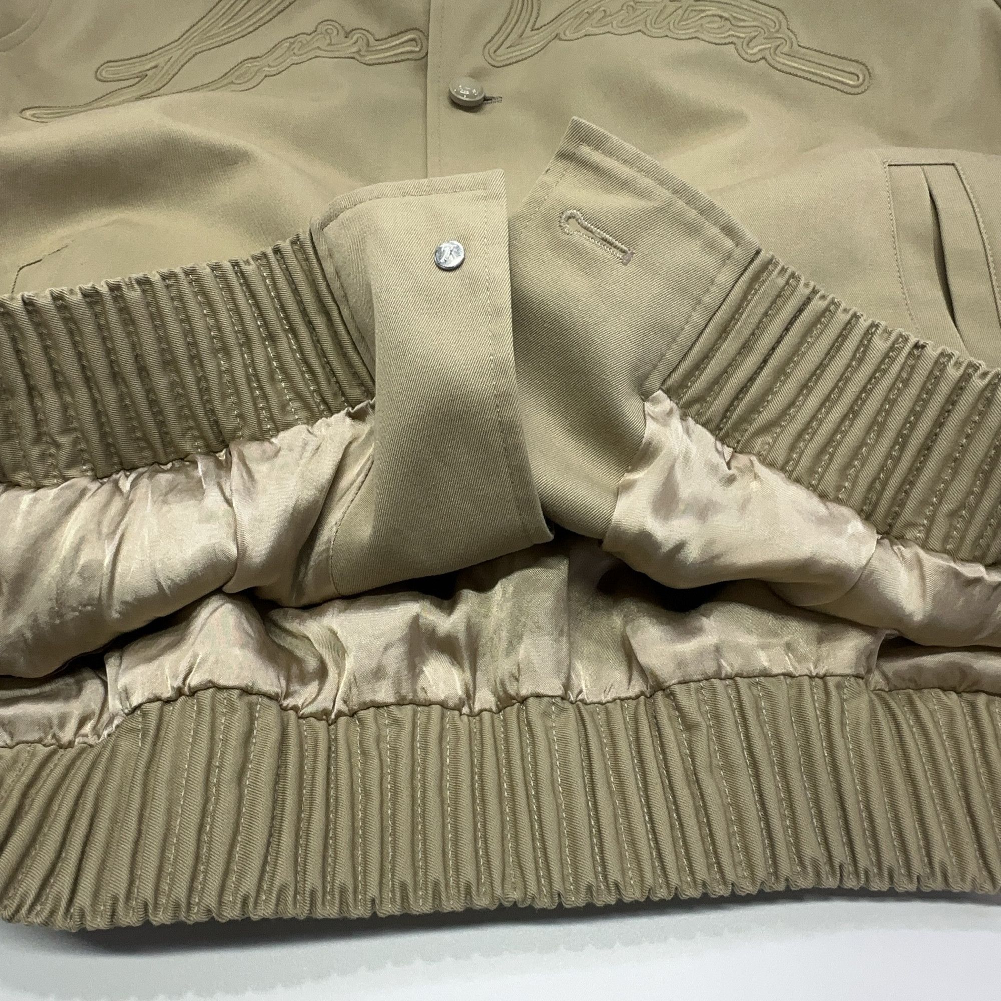 Louis Vuitton Louis Vuitton Embroidered Logo Bomber Jacket 52 Size US L / EU 52-54 / 3 - 6 Thumbnail