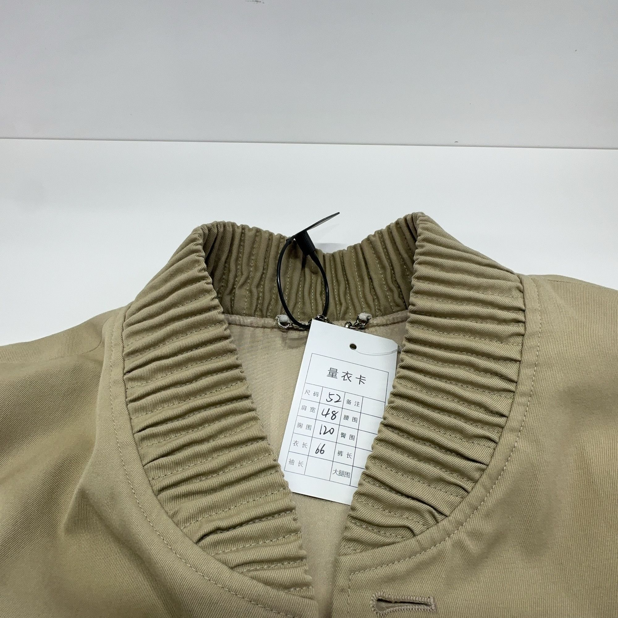 Louis Vuitton Louis Vuitton Embroidered Logo Bomber Jacket 52 Size US L / EU 52-54 / 3 - 5 Thumbnail