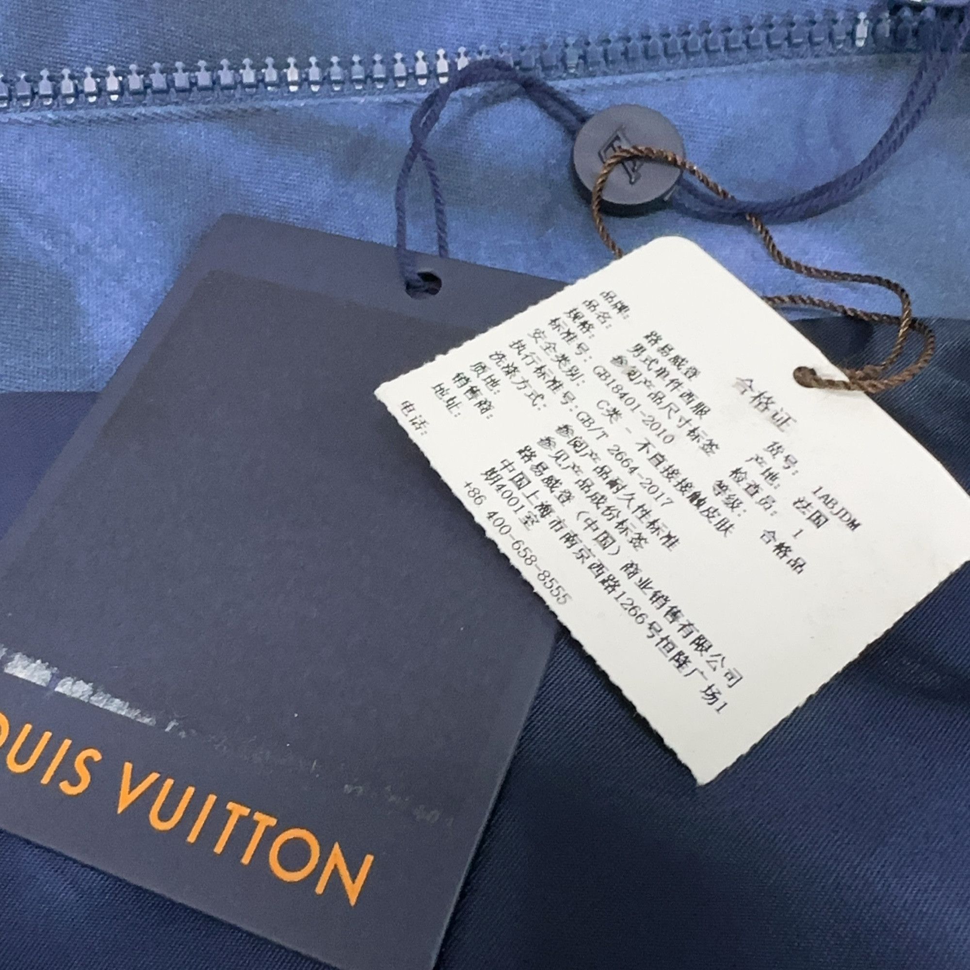 Louis Vuitton Louis Vuitton Logo Panel Casual Jacket 52 Size US L / EU 52-54 / 3 - 4 Thumbnail