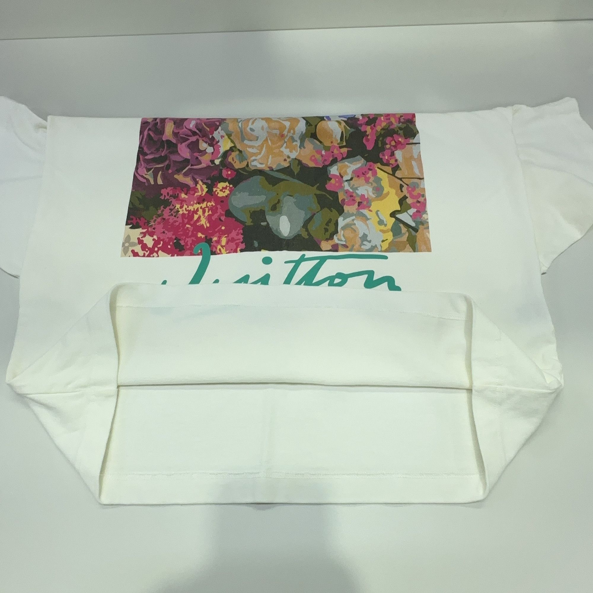Louis Vuitton Louis Vuitton Floral Graphic Print T-Shirt XS Size US XS / EU 42 / 0 - 9 Thumbnail