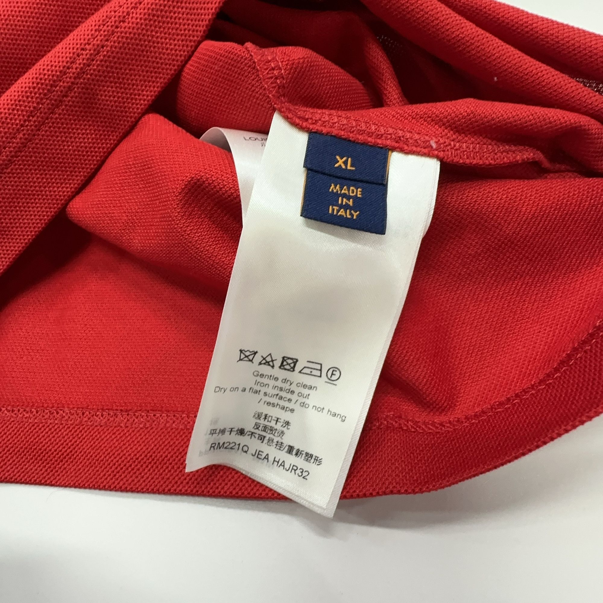 Louis Vuitton Louis Vuitton Red Logo Pique Polo Size XL Size US XL / EU 56 / 4 - 3 Thumbnail