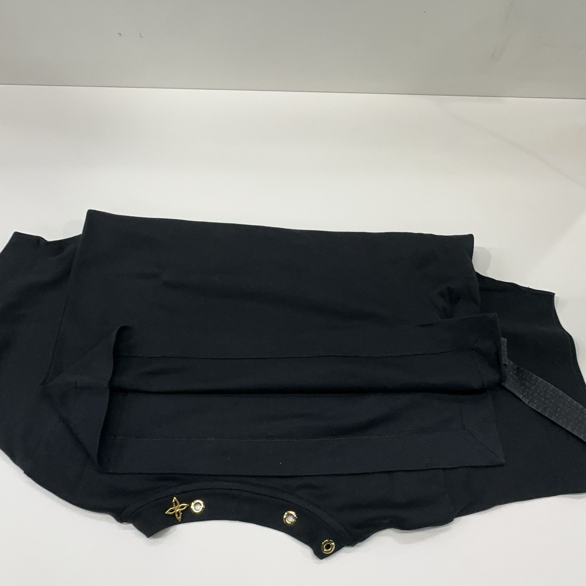 Louis Vuitton Louis Vuitton Eyelet Detail Side Strap T-Shirt XS Size XS / US 0-2 / IT 36-38 - 8 Thumbnail