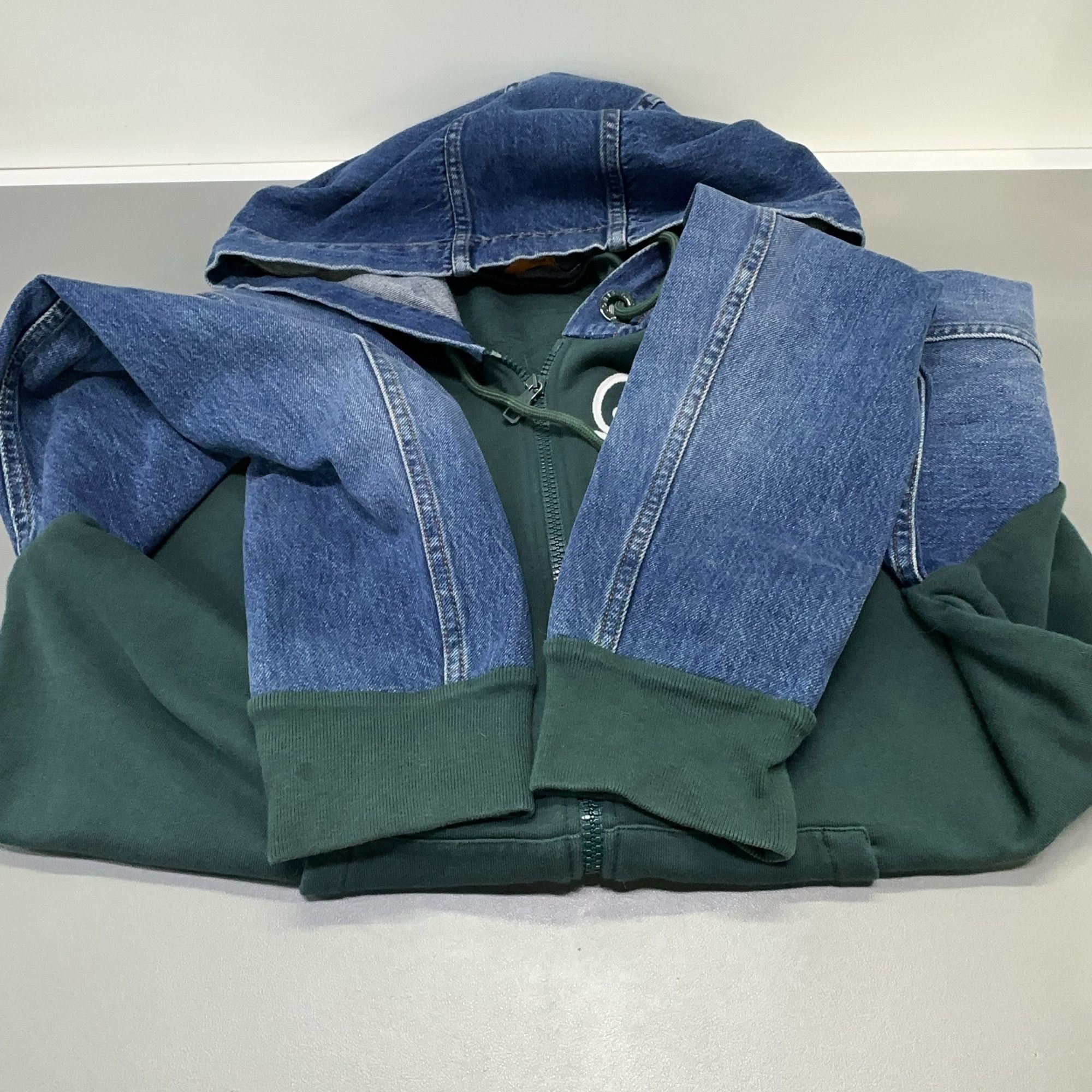 Louis Vuitton Louis Vuitton Denim Panel Green Hoodie Jacket Size L Size US L / EU 52-54 / 3 - 8 Thumbnail