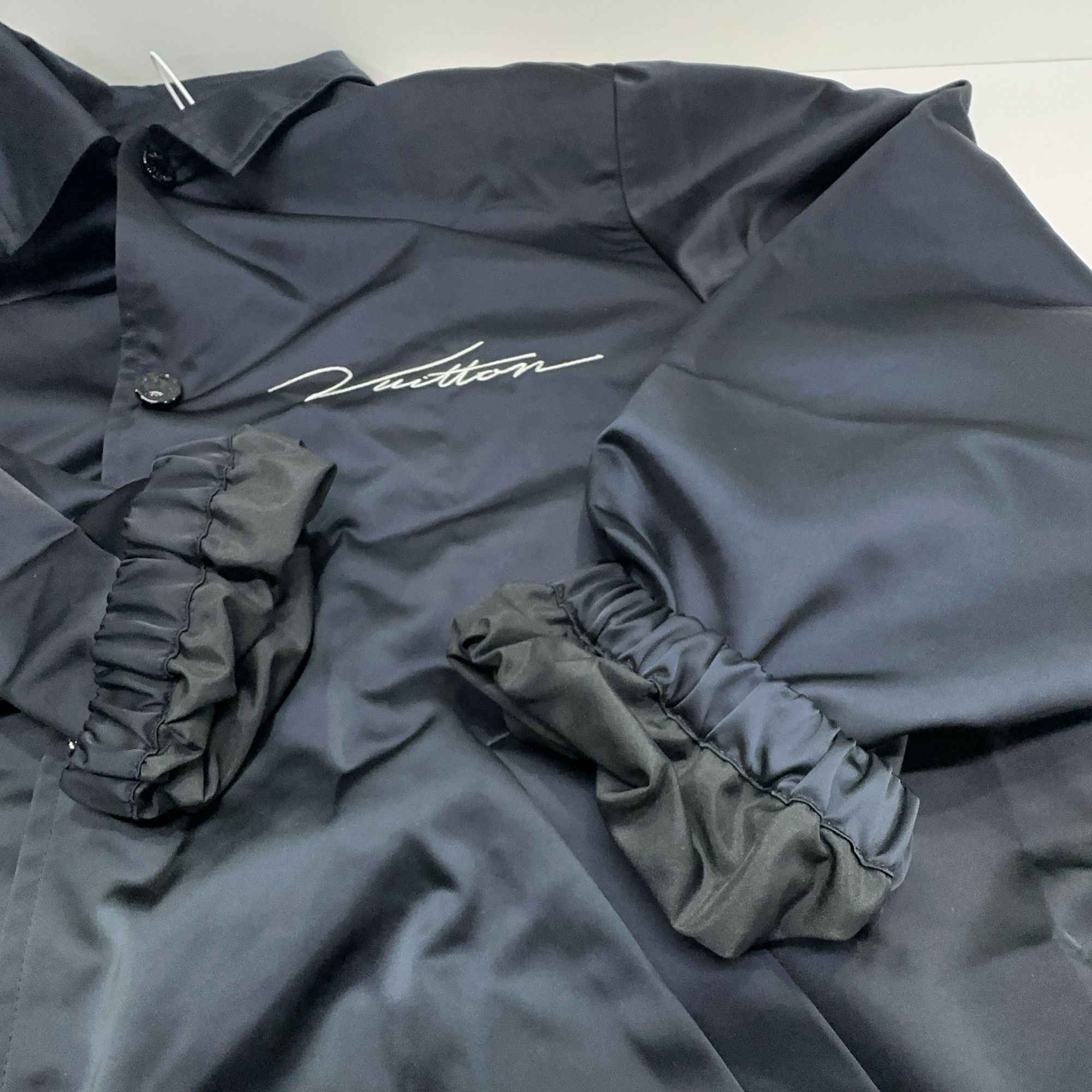 Louis Vuitton Louis Vuitton Logo Embroidery Coach Jacket EU 48 Size US M / EU 48-50 / 2 - 7 Thumbnail